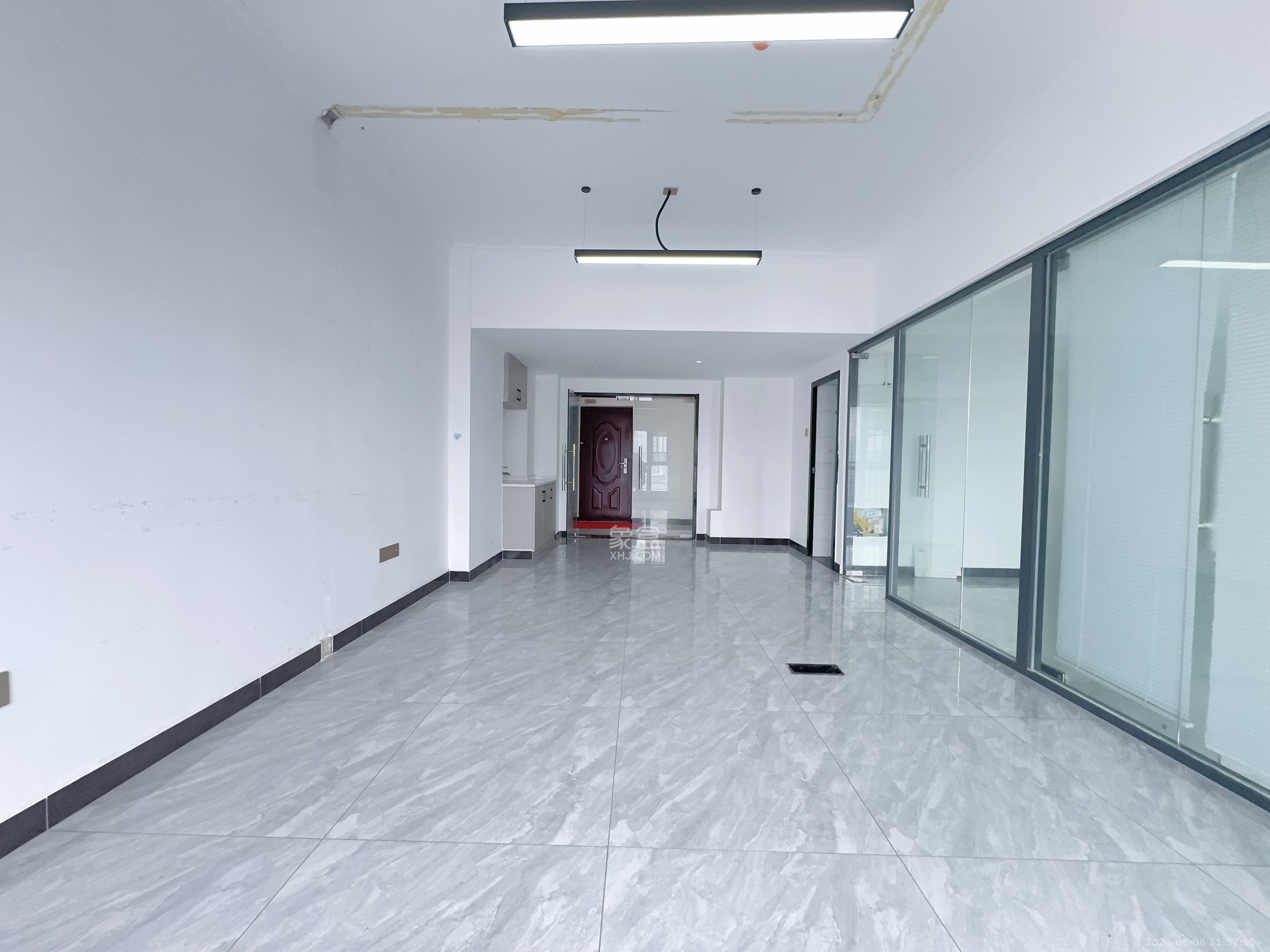 中云公寓  1室1厅1卫   4400.00元/月室内图
