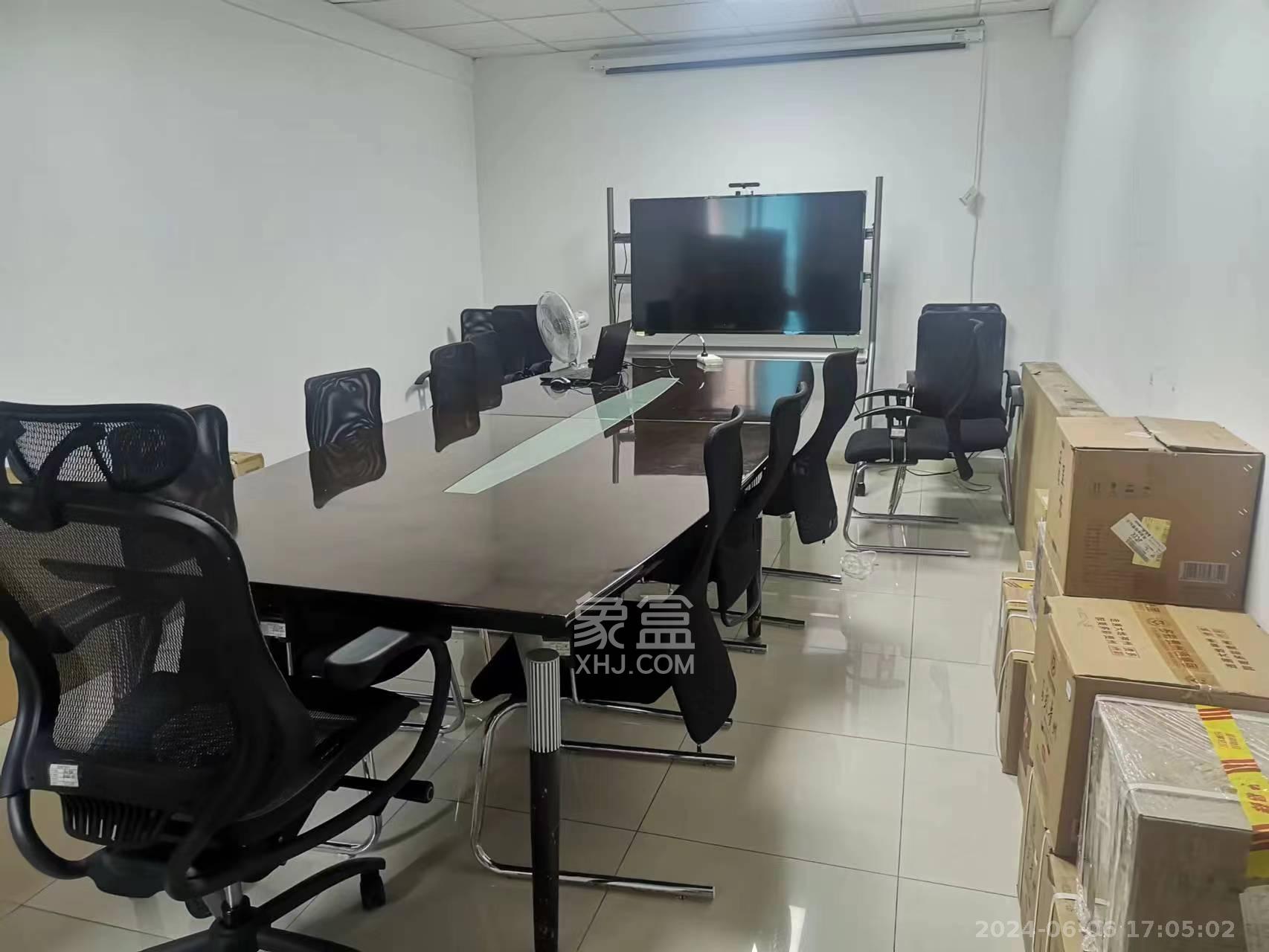 建鸿达现代城  5室2厅2卫   15500.00元/月室内图1