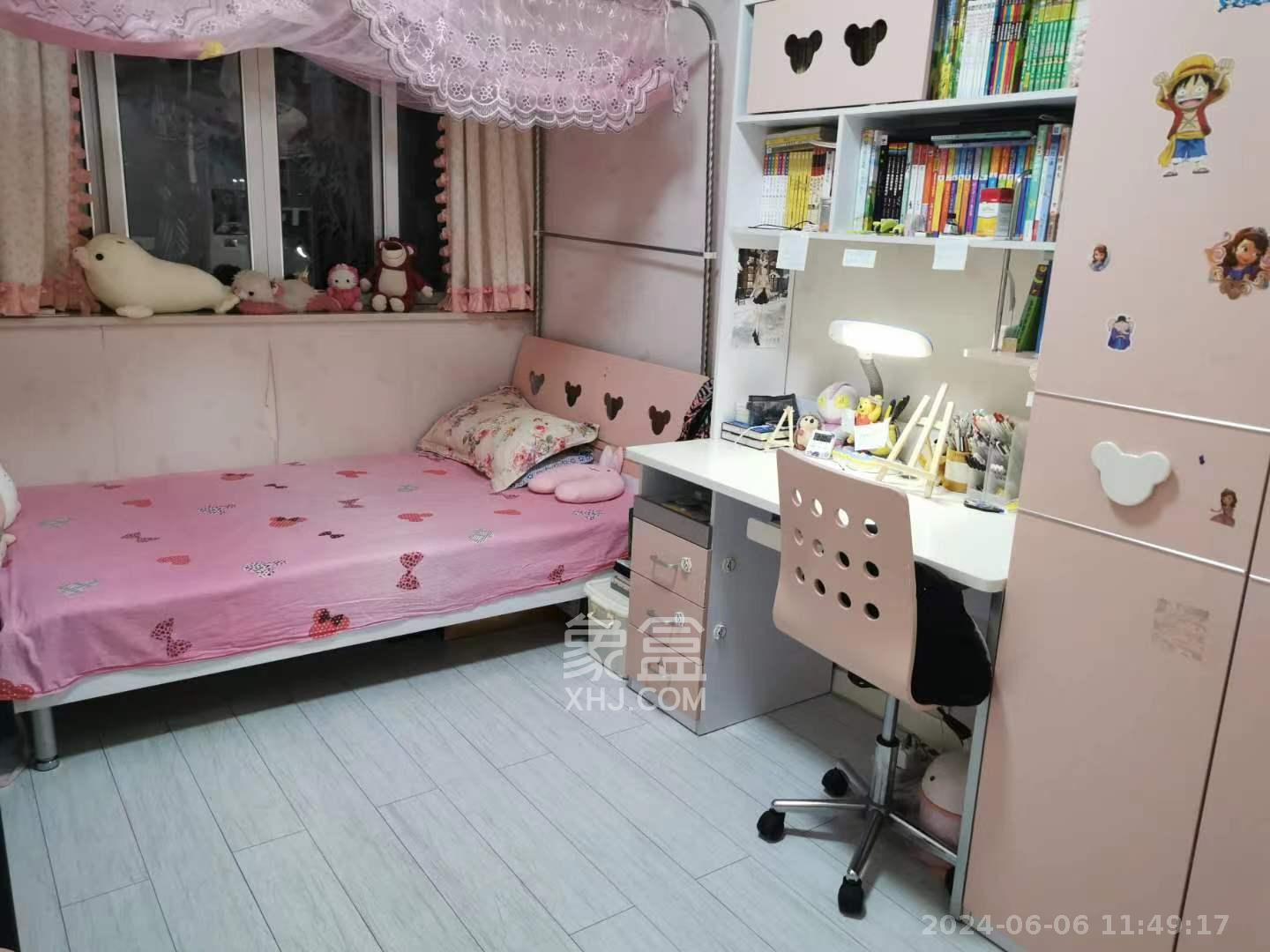 翡翠云天  3室2厅2卫   2200.00元/月室内图
