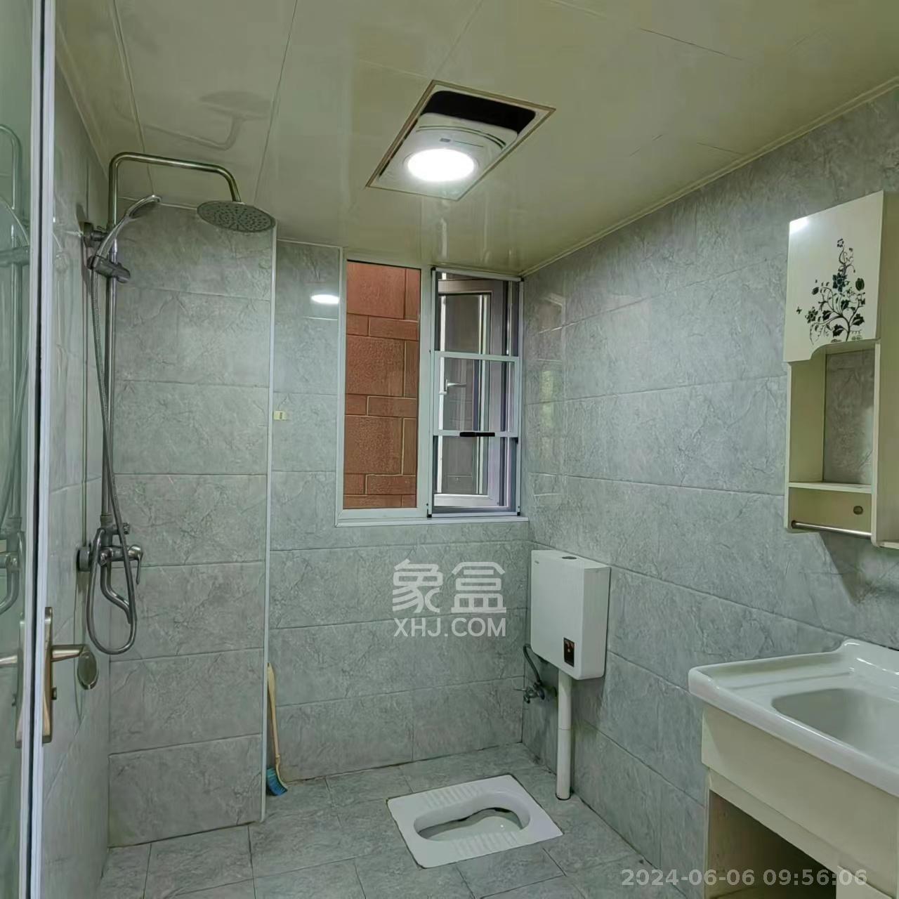 丽发新城  2室2厅1卫   1800.00元/月室内图