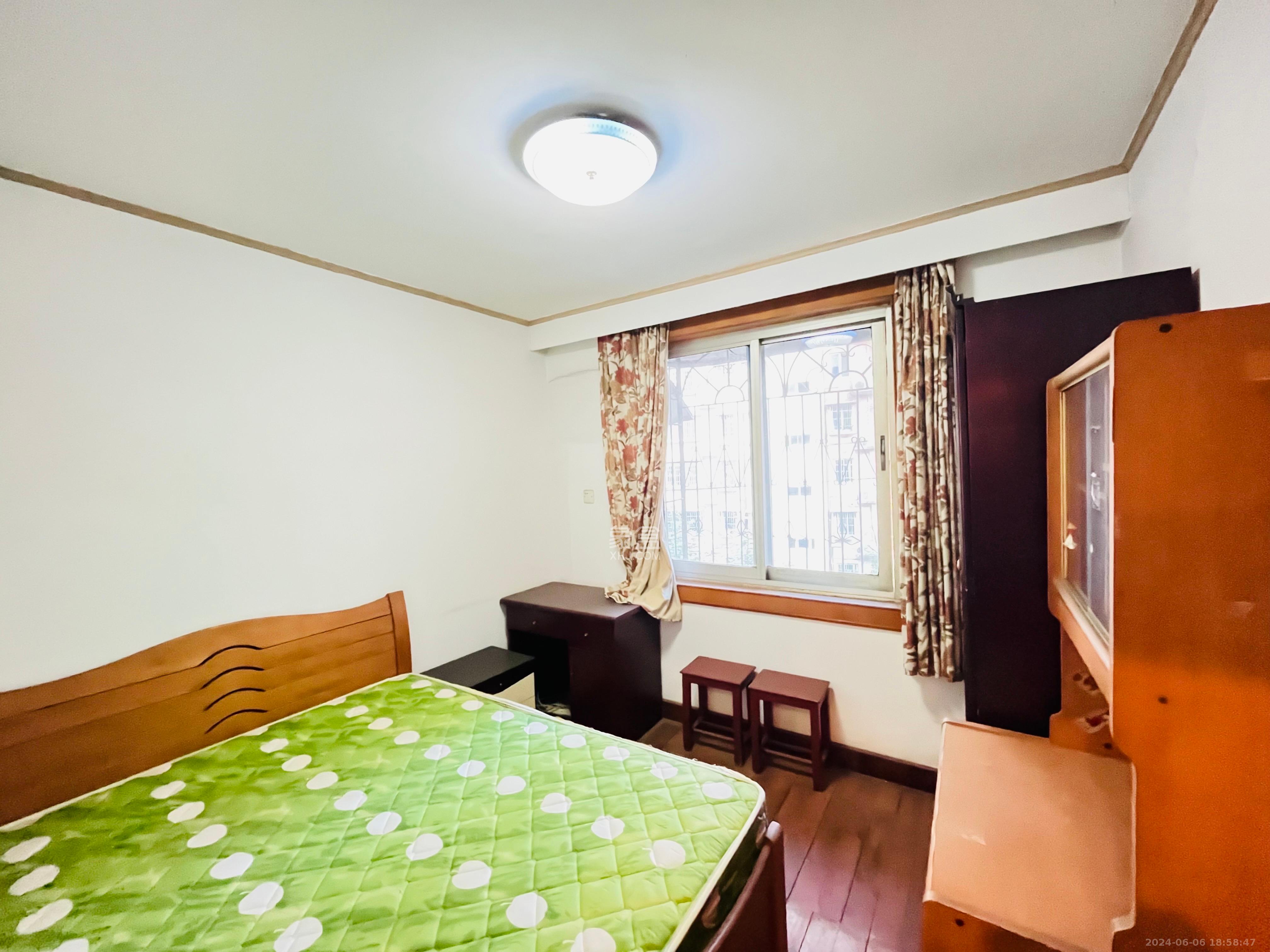 南建公寓  2室2厅2卫   1500.00元/月室内图