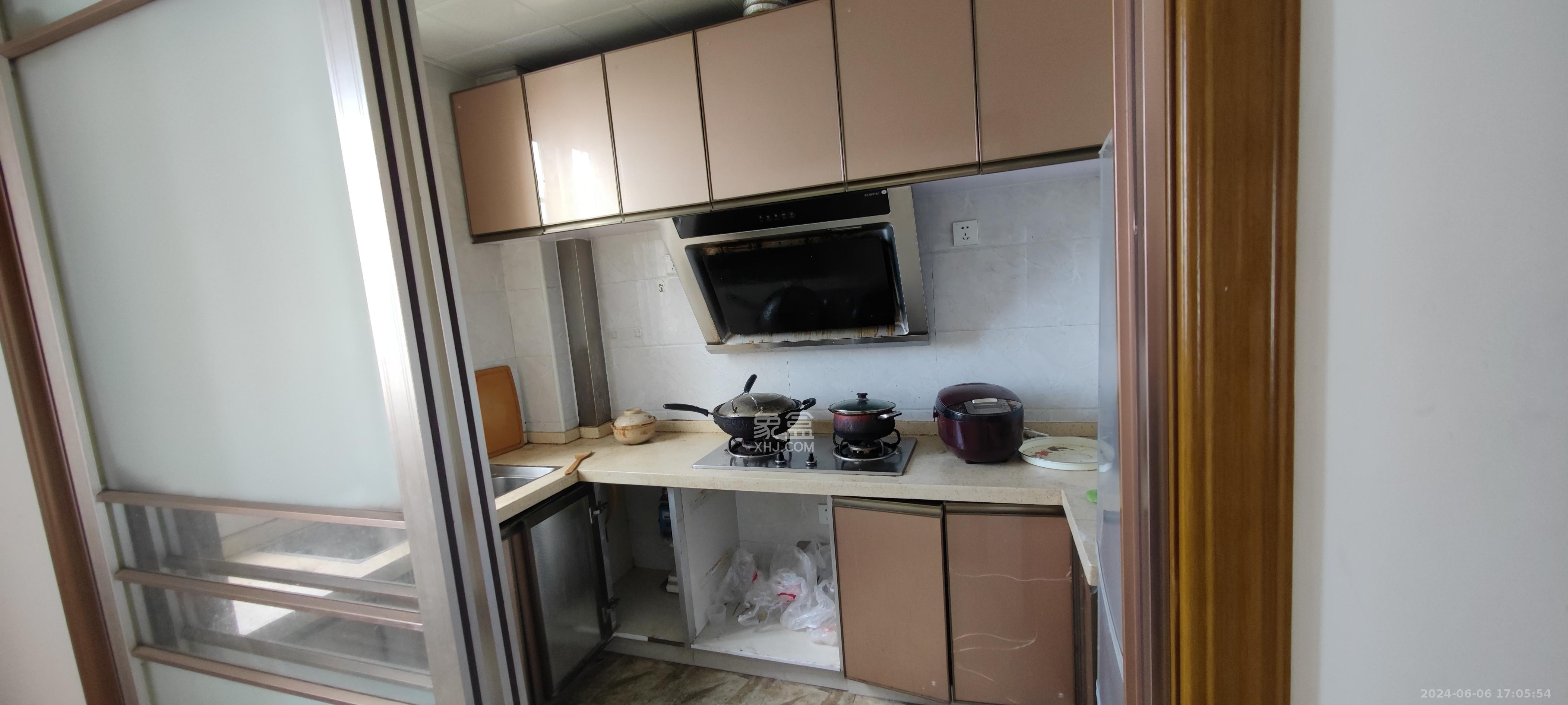 光明城市（星辰青年城）  3室2厅1卫   2200.00元/月室内图