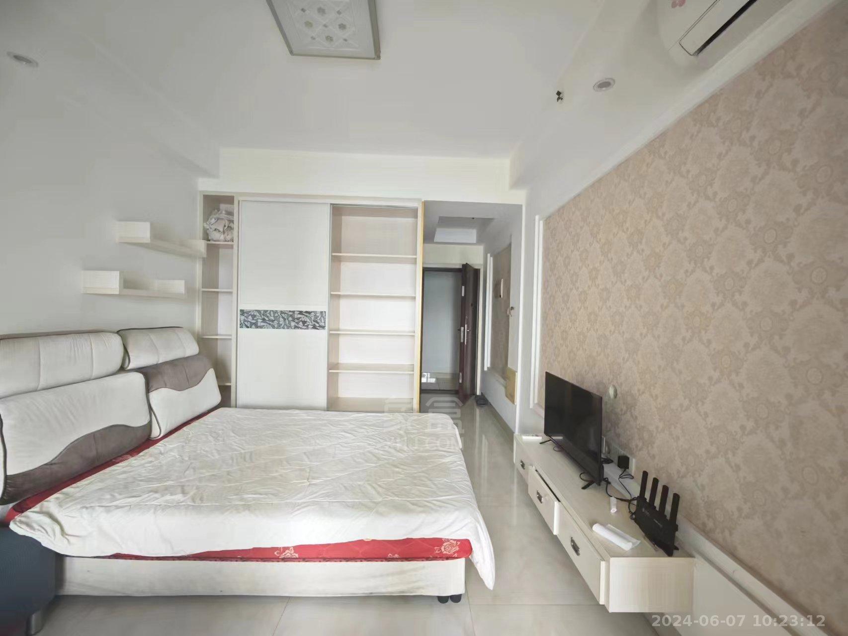 中建御山和苑  1室1厅1卫   1300.00元/月室内图