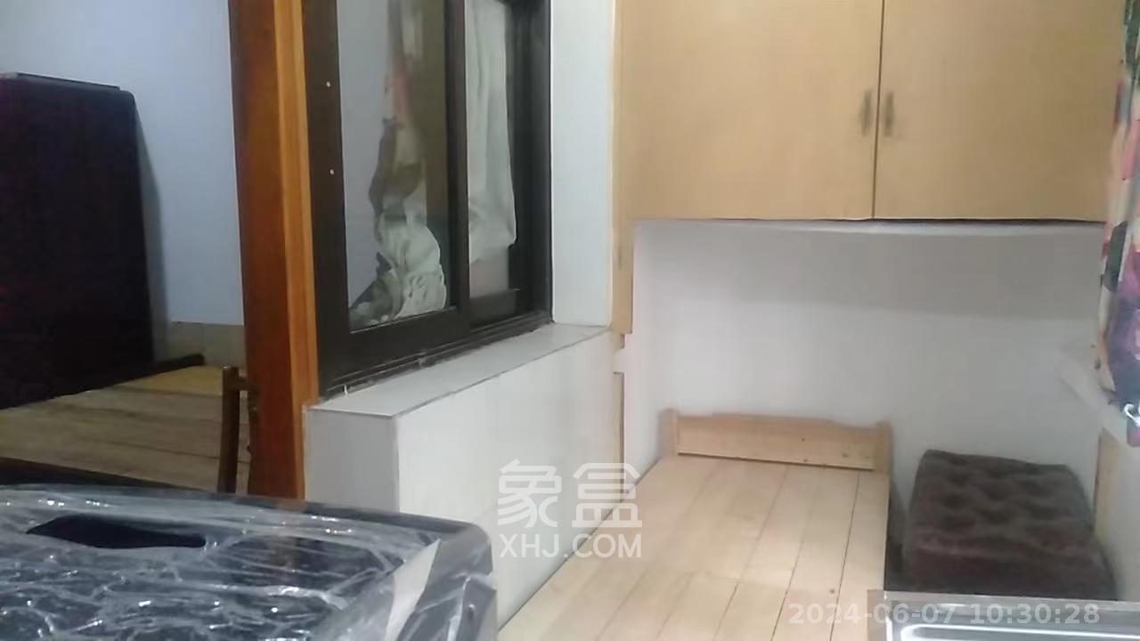 百纺大院宿舍  2室1厅2卫   1400.00元/月室内图