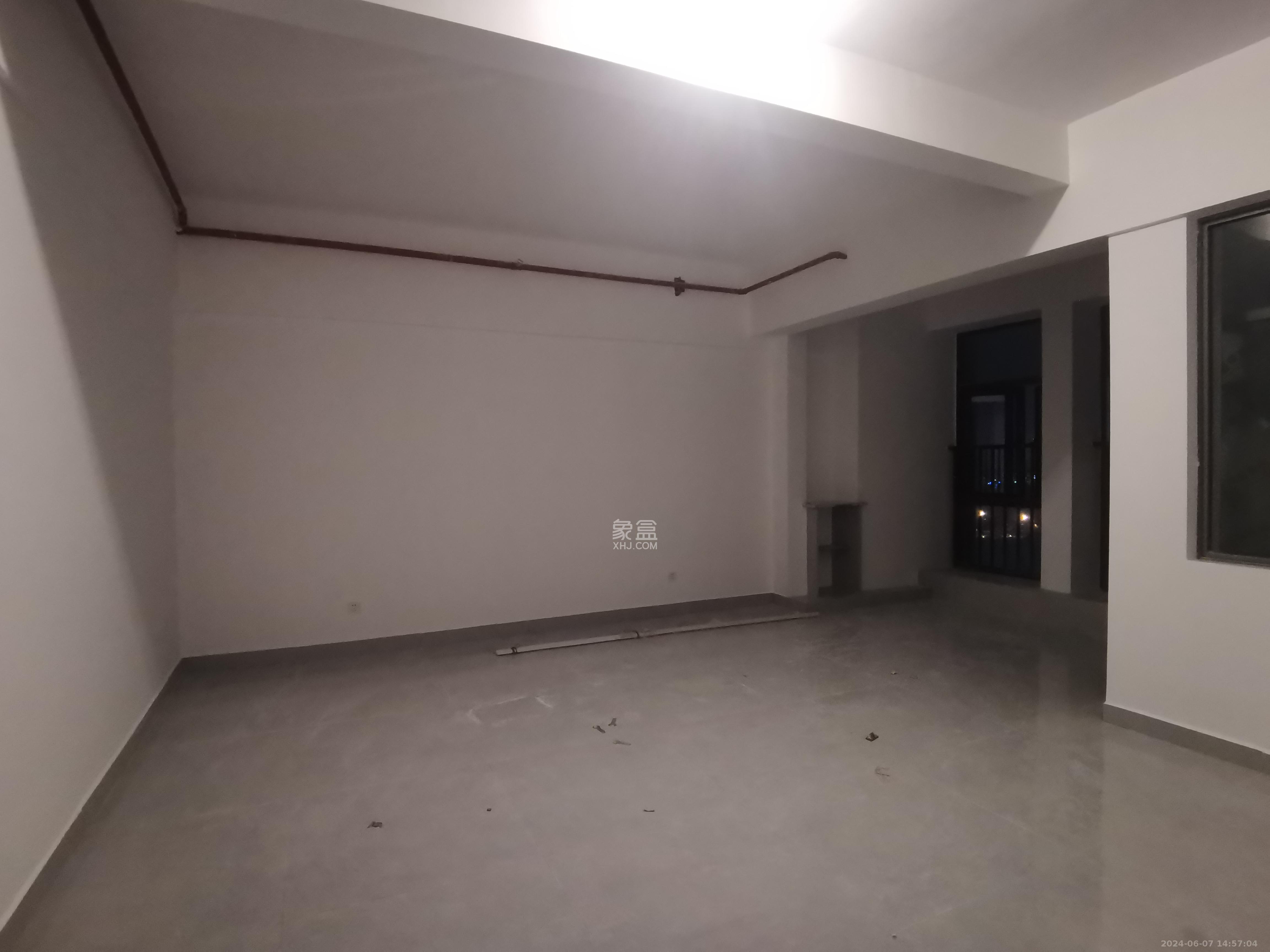 水渡河市场（海鲜市场）  2室2厅1卫   1500.00元/月室内图