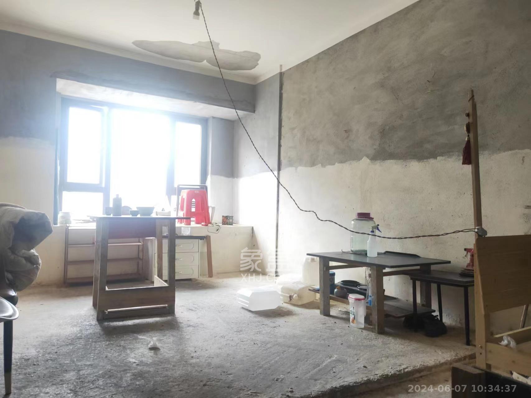 梅溪正荣府  4室2厅2卫   2200.00元/月户型图