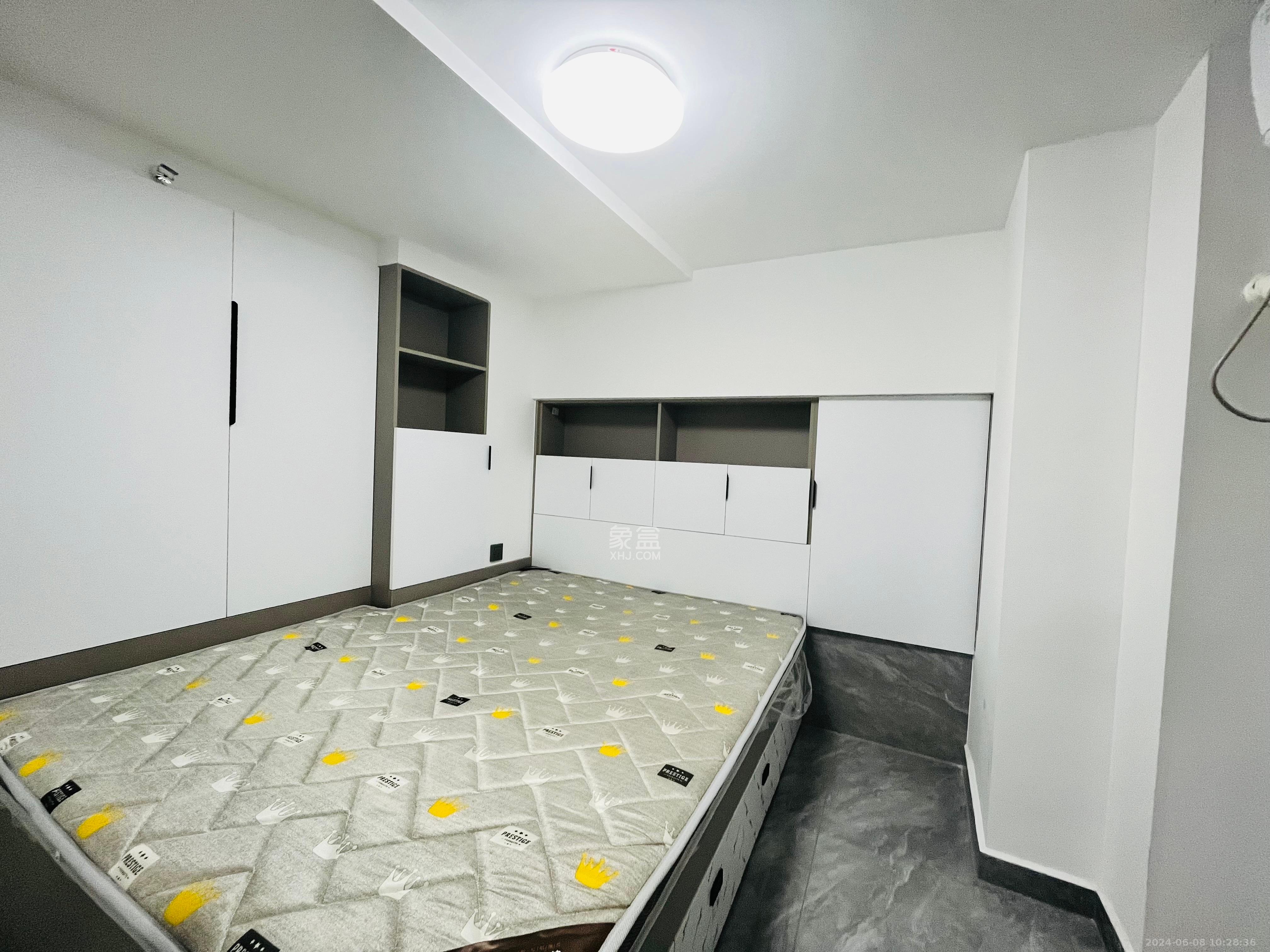 中海阅溪府  2室1厅1卫    2100.0元/月室内图