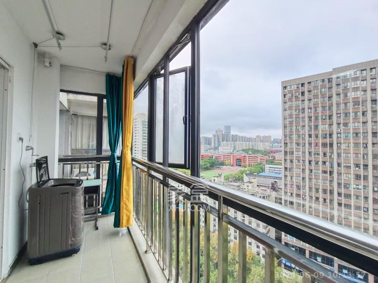 枫丹雅苑(天辰枫丹白露) 2室2厅1卫 3200.0元/月 枫丹雅苑(天辰枫丹白露) 2室2厅1卫 3200.0元/月室内图