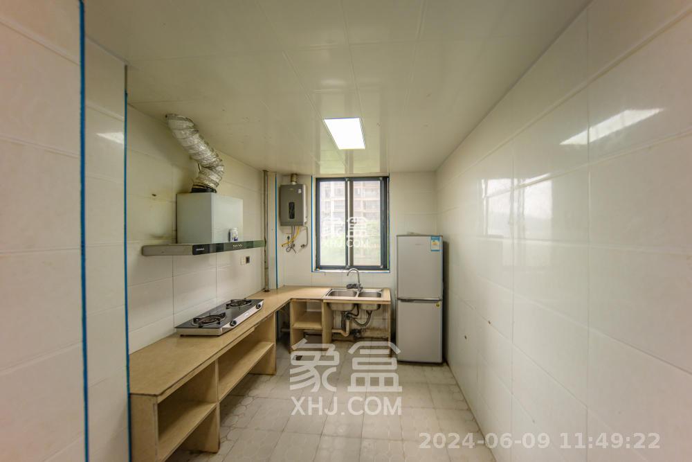 中建麓山和苑  3室2厅1卫   2000.00元/月室内图
