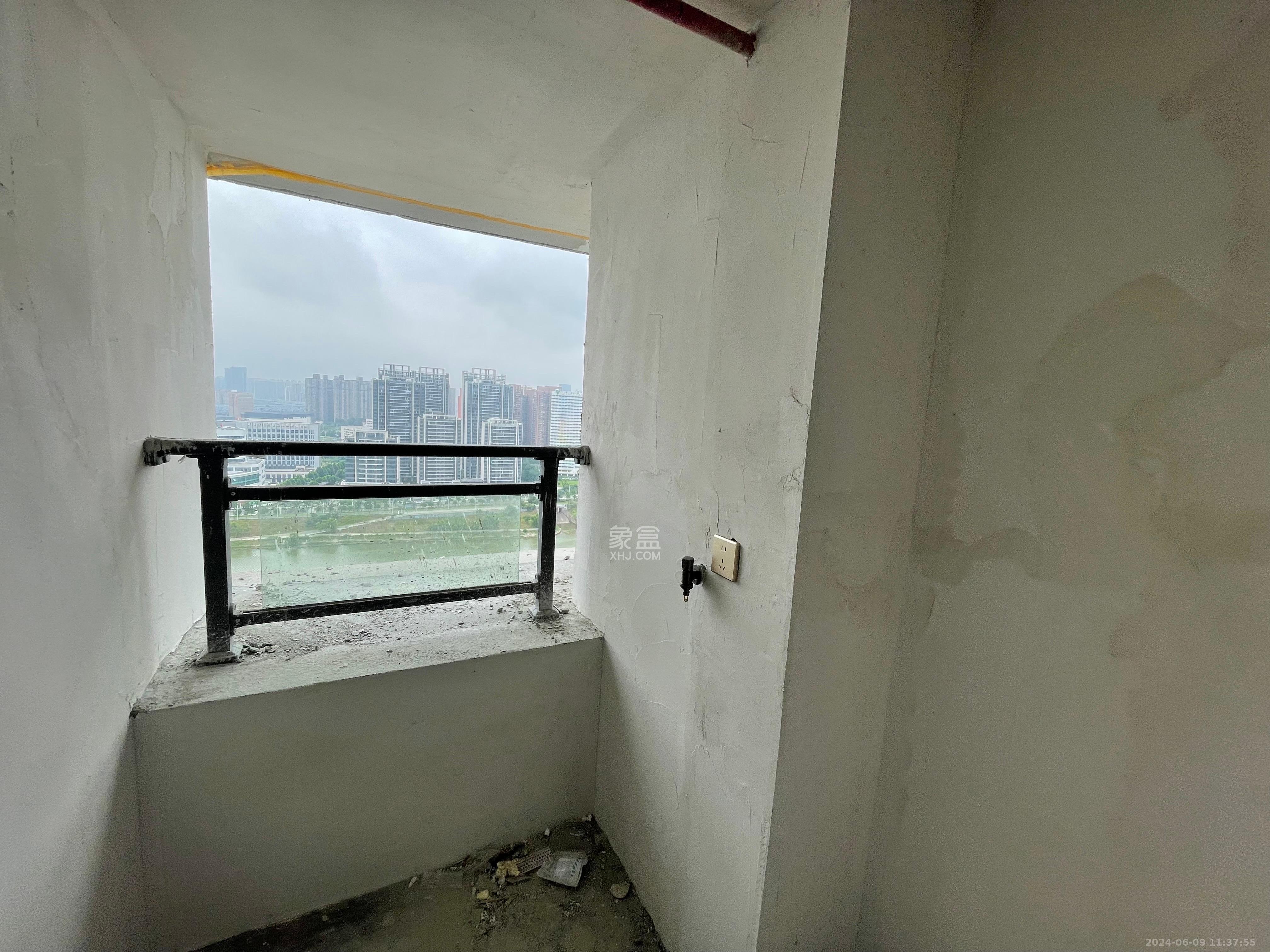 保利中环广场（保利中悦苑）  1室1厅1卫   2200.00元/月室内图