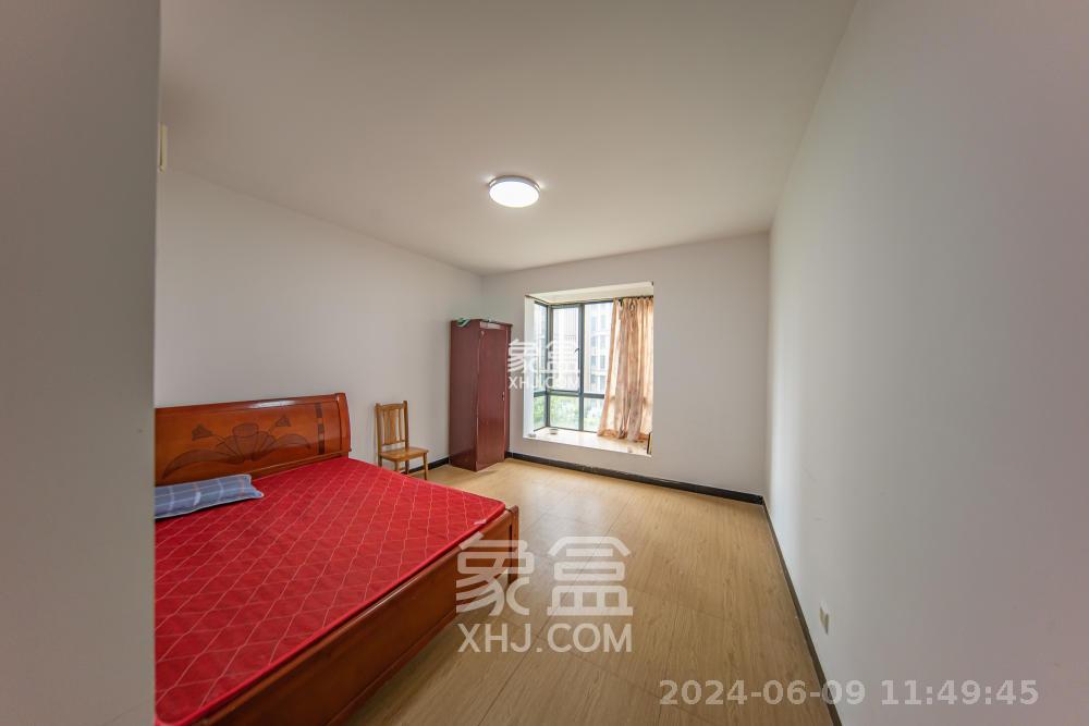 中建麓山和苑  3室2厅1卫   2000.00元/月室内图