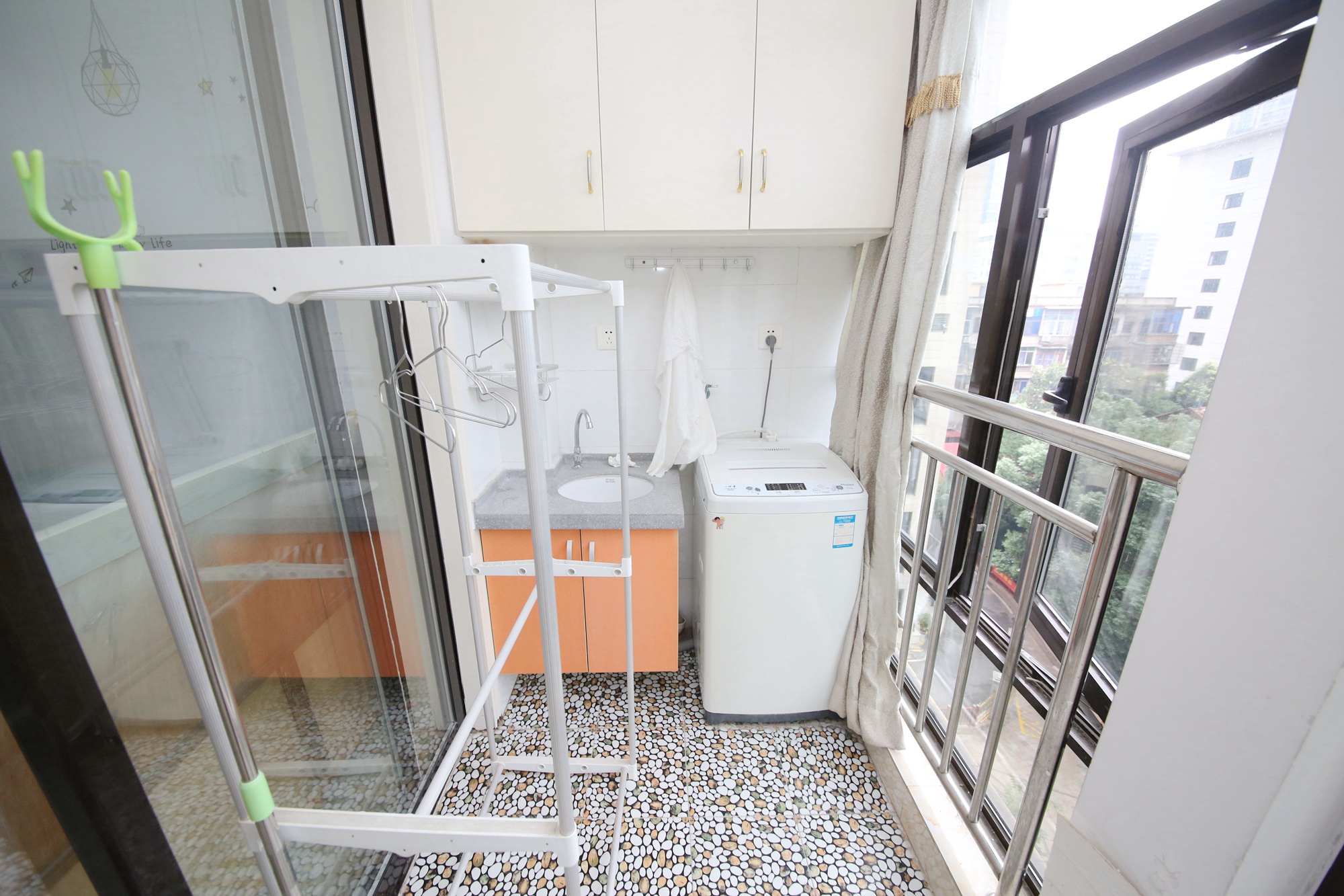 铂宫  2室1厅1卫   85.00万阳台