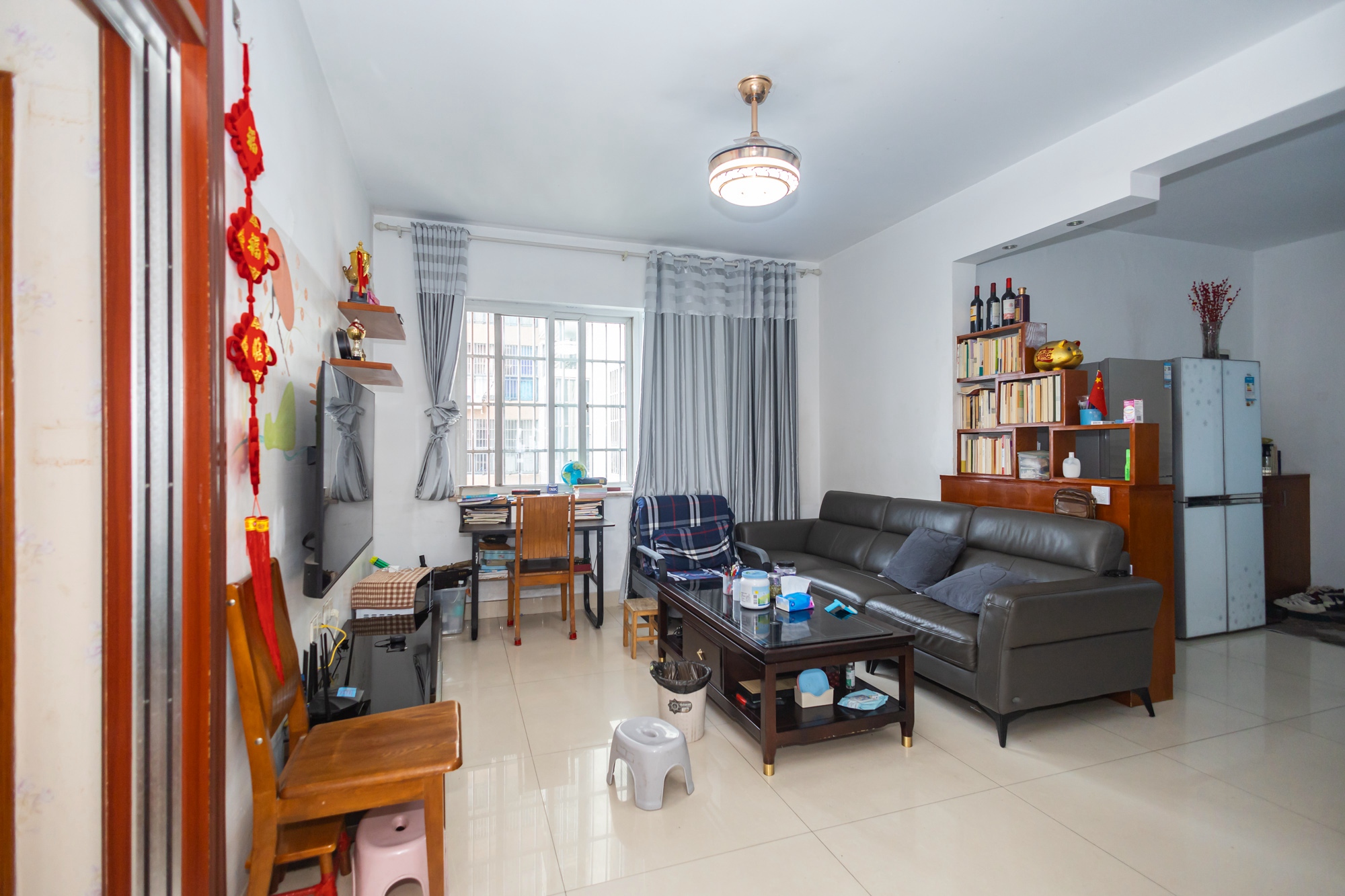 楚天世纪城东苑 2室2厅1卫 50.8万 楚天世纪城东苑 2室2厅1卫 50.8万客厅