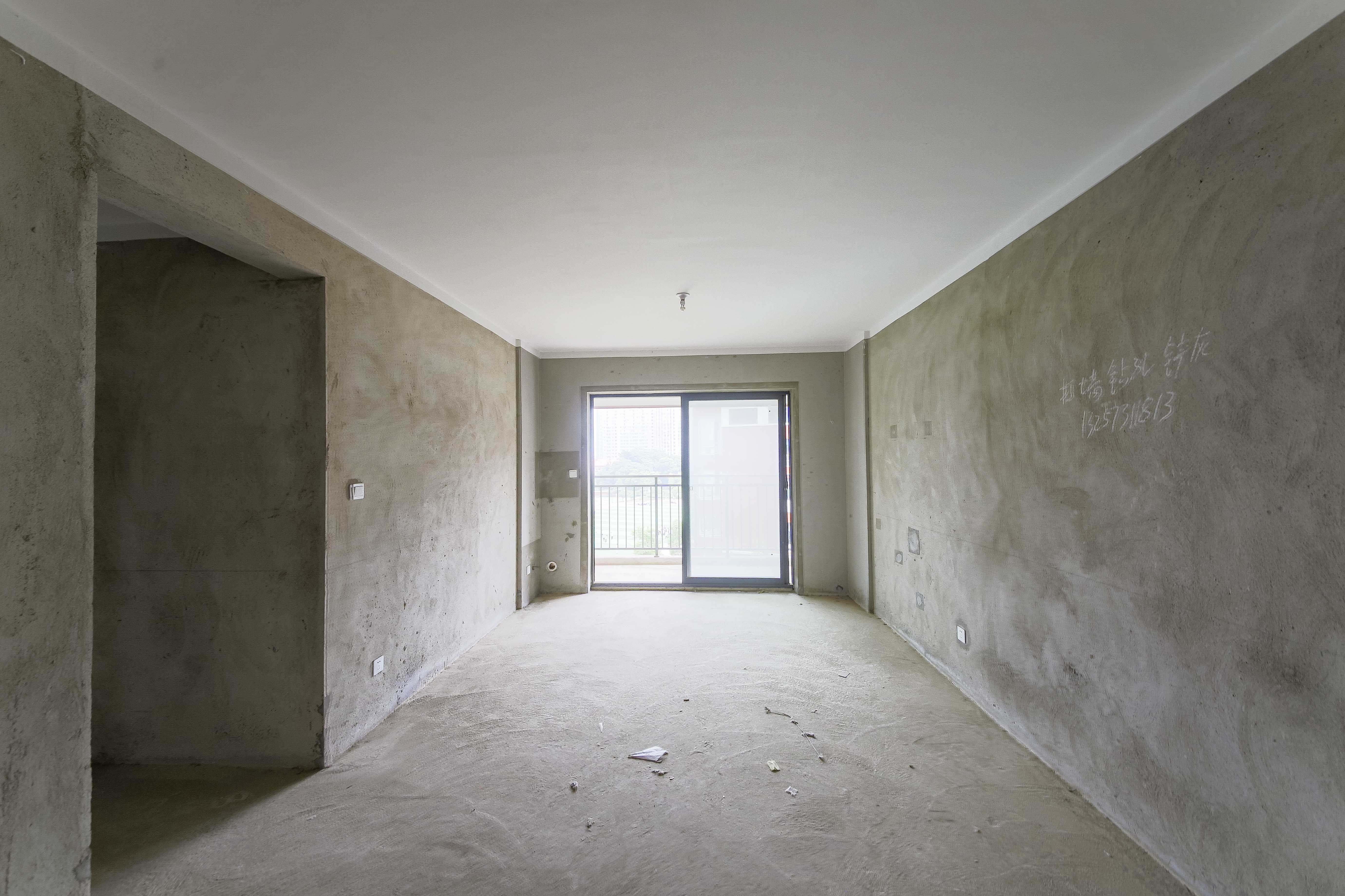 轻盐阳光CEO(轻盐雅苑)(轻奢时代)  3室2厅2卫    105.0万 轻盐阳光CEO(轻盐雅苑)(轻奢时代)  3室2厅2卫    105.0万客厅