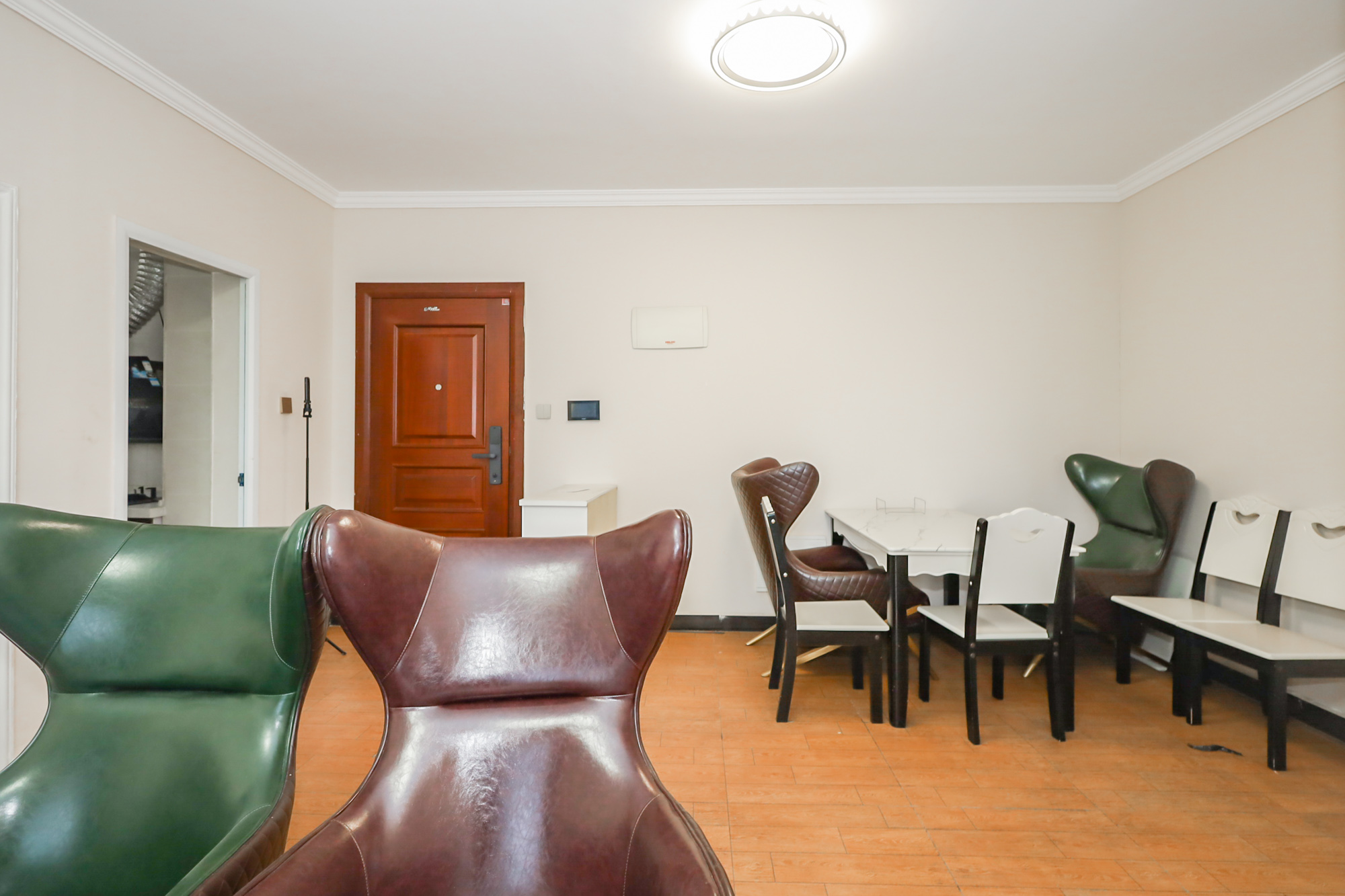 世茂铂翠湾四期(世茂悦享) 3室2厅1卫 125.5万 世茂铂翠湾四期(世茂悦享) 3室2厅1卫 125.5万其他