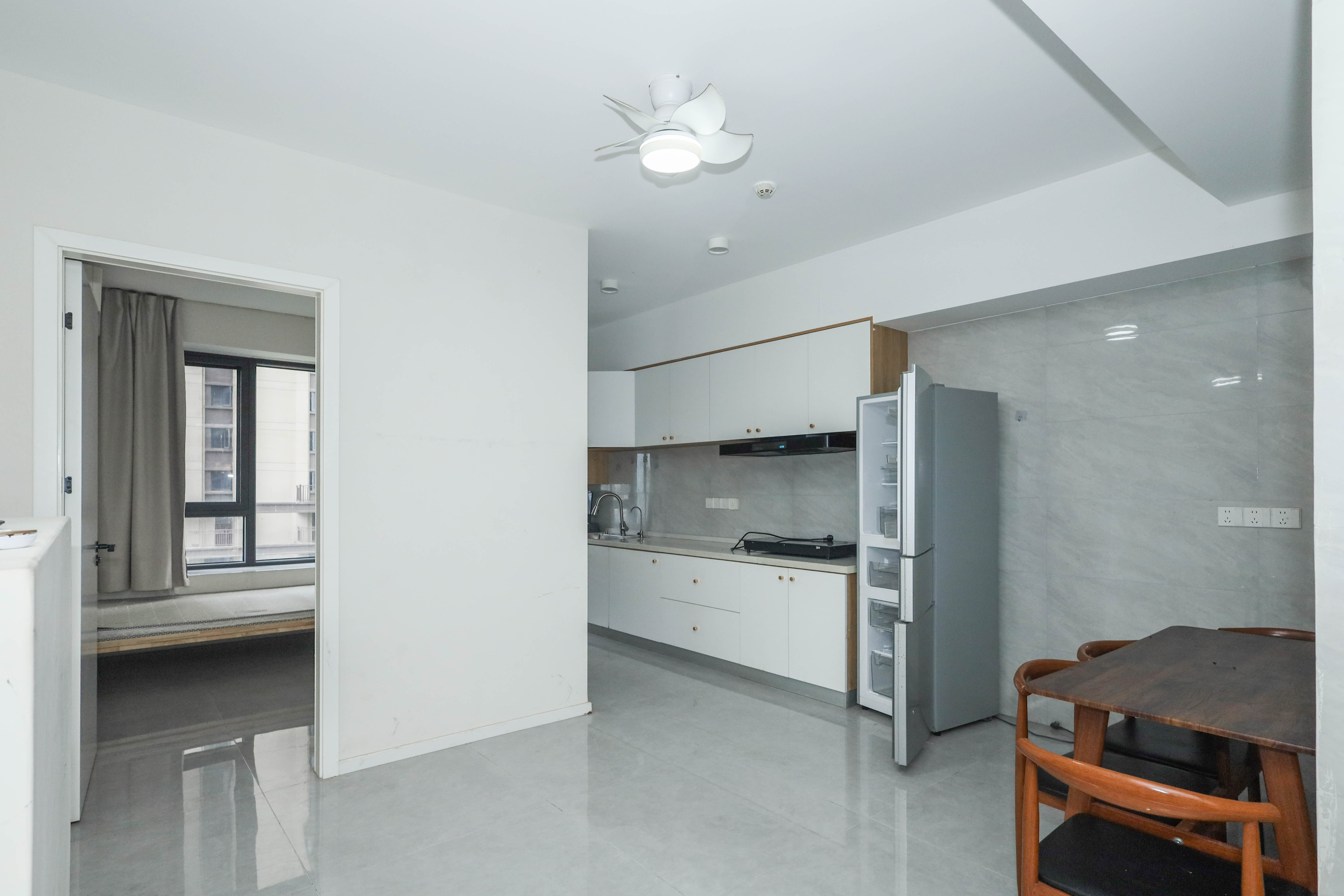 建发央著  2室2厅1卫   105.00万其他