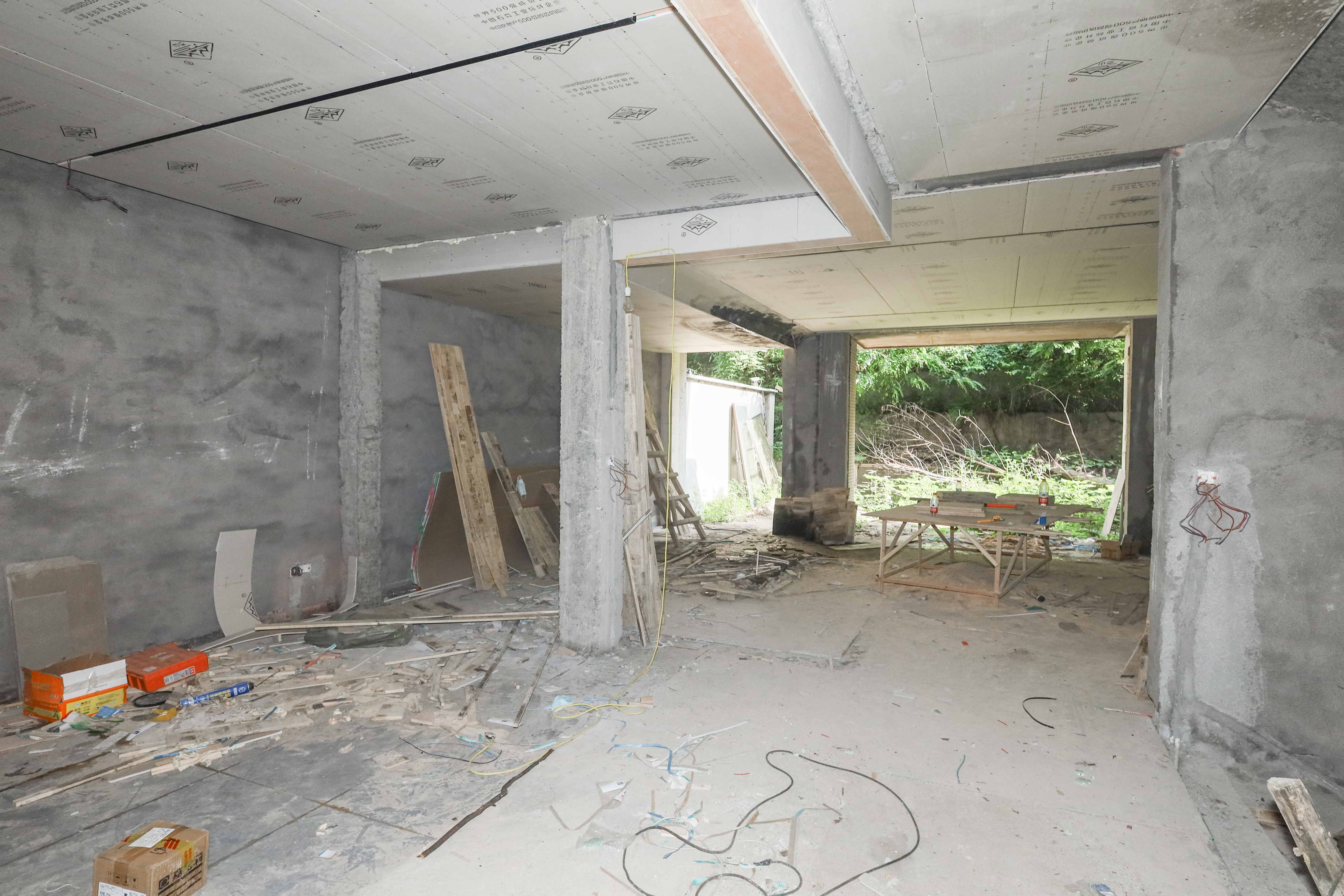 保利麓谷林语G区 5室2厅4卫 420.0万 保利麓谷林语G区 5室2厅4卫 420.0万客厅