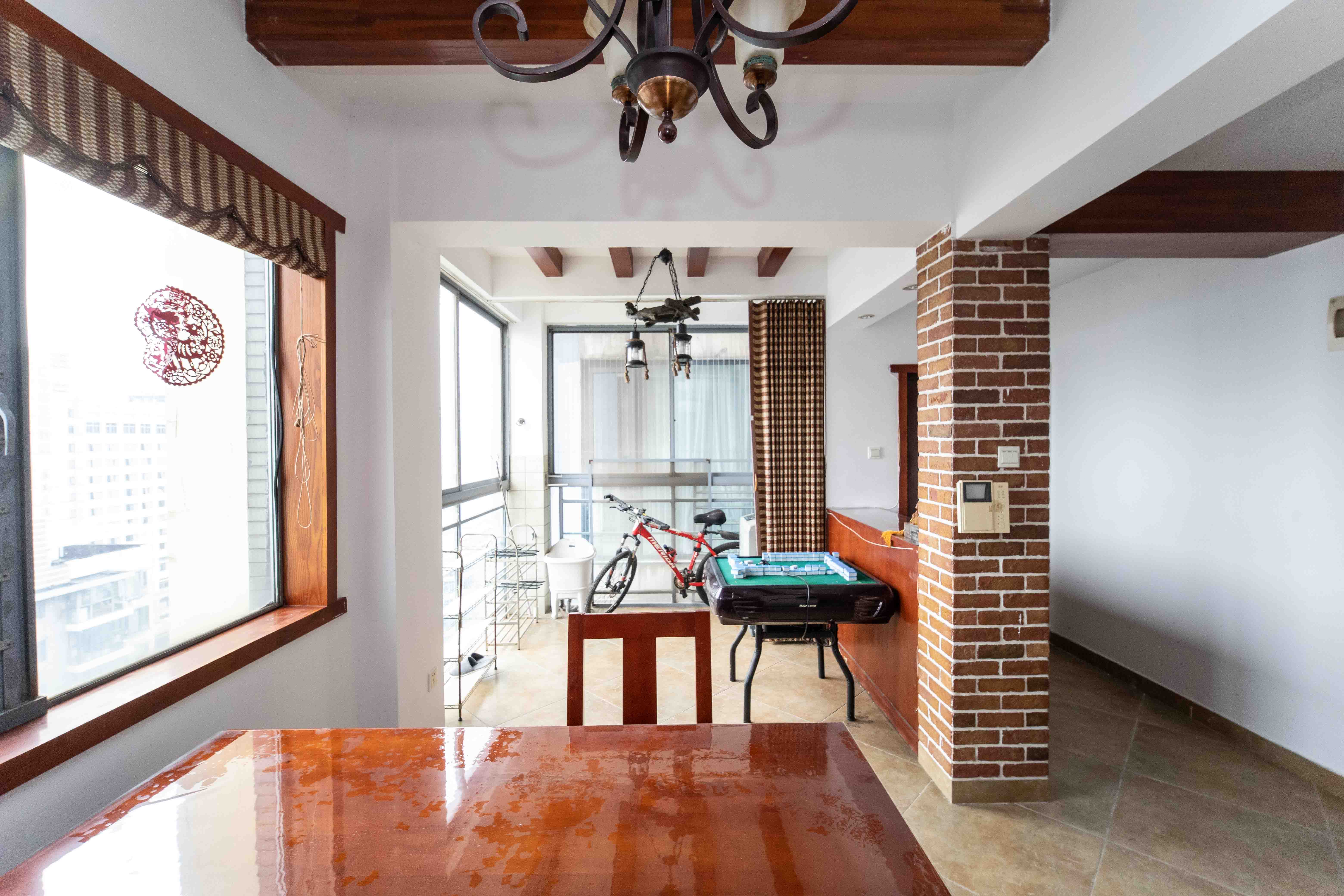 银港水晶城  3室2厅2卫    102.0万 银港水晶城  3室2厅2卫    102.0万其他