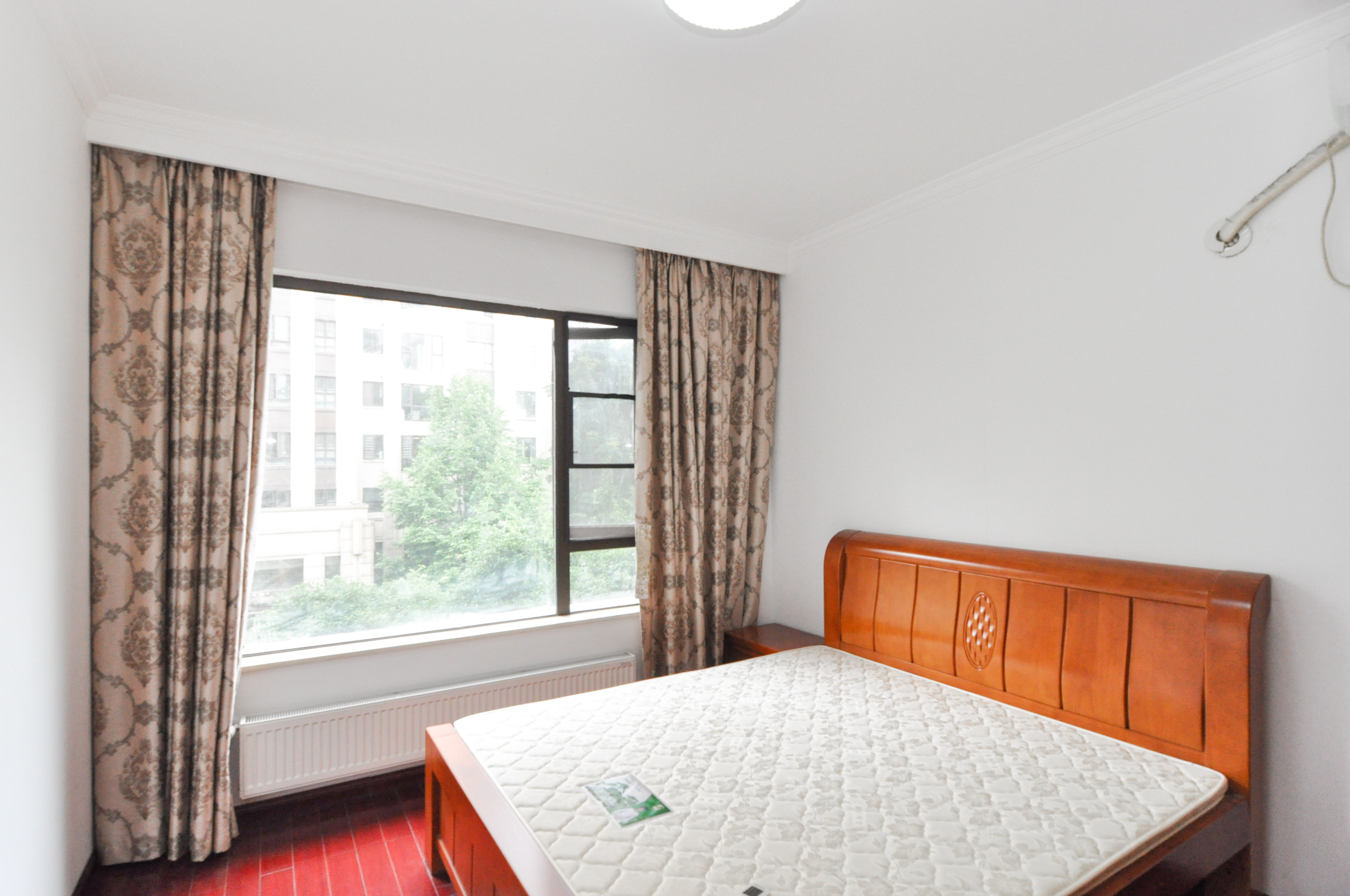 金茂梅溪湖 2室2厅1卫 147.0万 金茂梅溪湖 2室2厅1卫 147.0万卧室