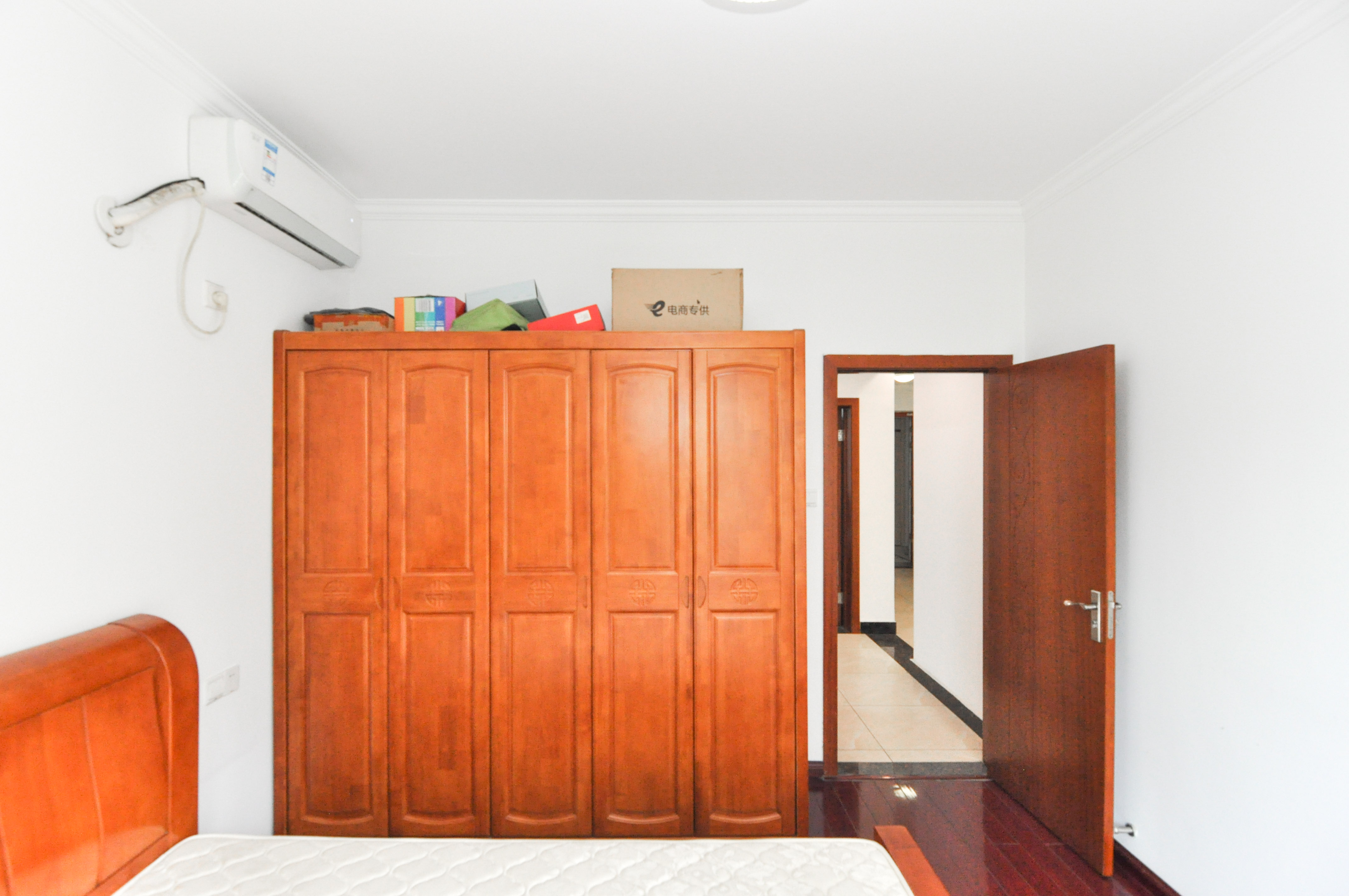 金茂梅溪湖 2室2厅1卫 147.0万 金茂梅溪湖 2室2厅1卫 147.0万卧室