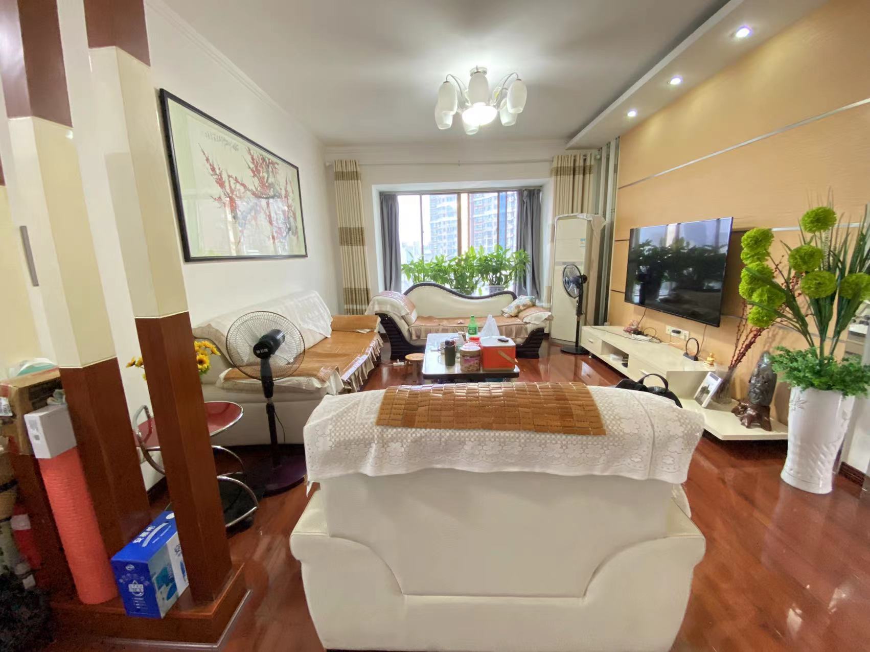 蓝盾景园一期  3室2厅2卫    63.0万 蓝盾景园一期  3室2厅2卫    63.0万