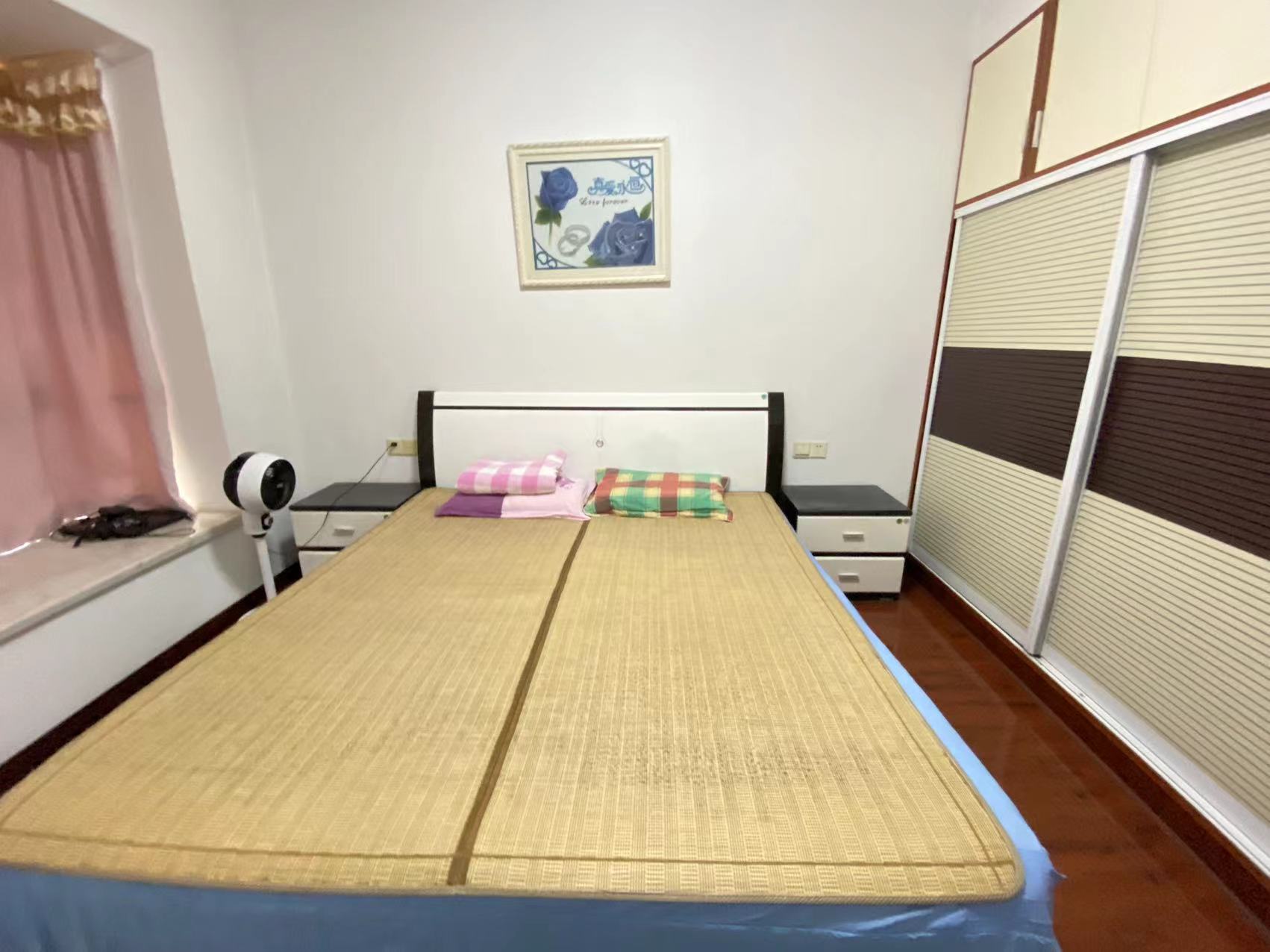 蓝盾景园一期  3室2厅2卫   69.80万室内图