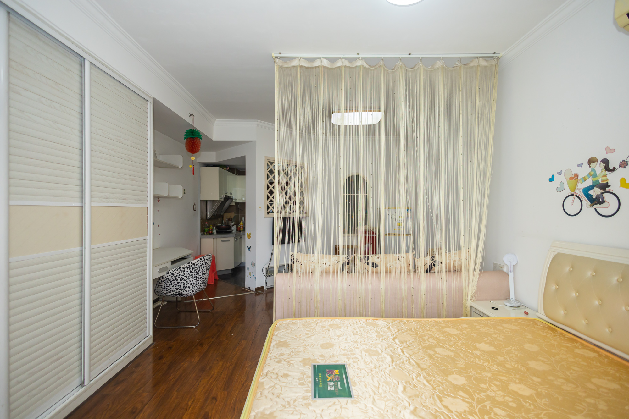 时代星城 1室1厅1卫 25.0万 时代星城 1室1厅1卫 25.0万客厅