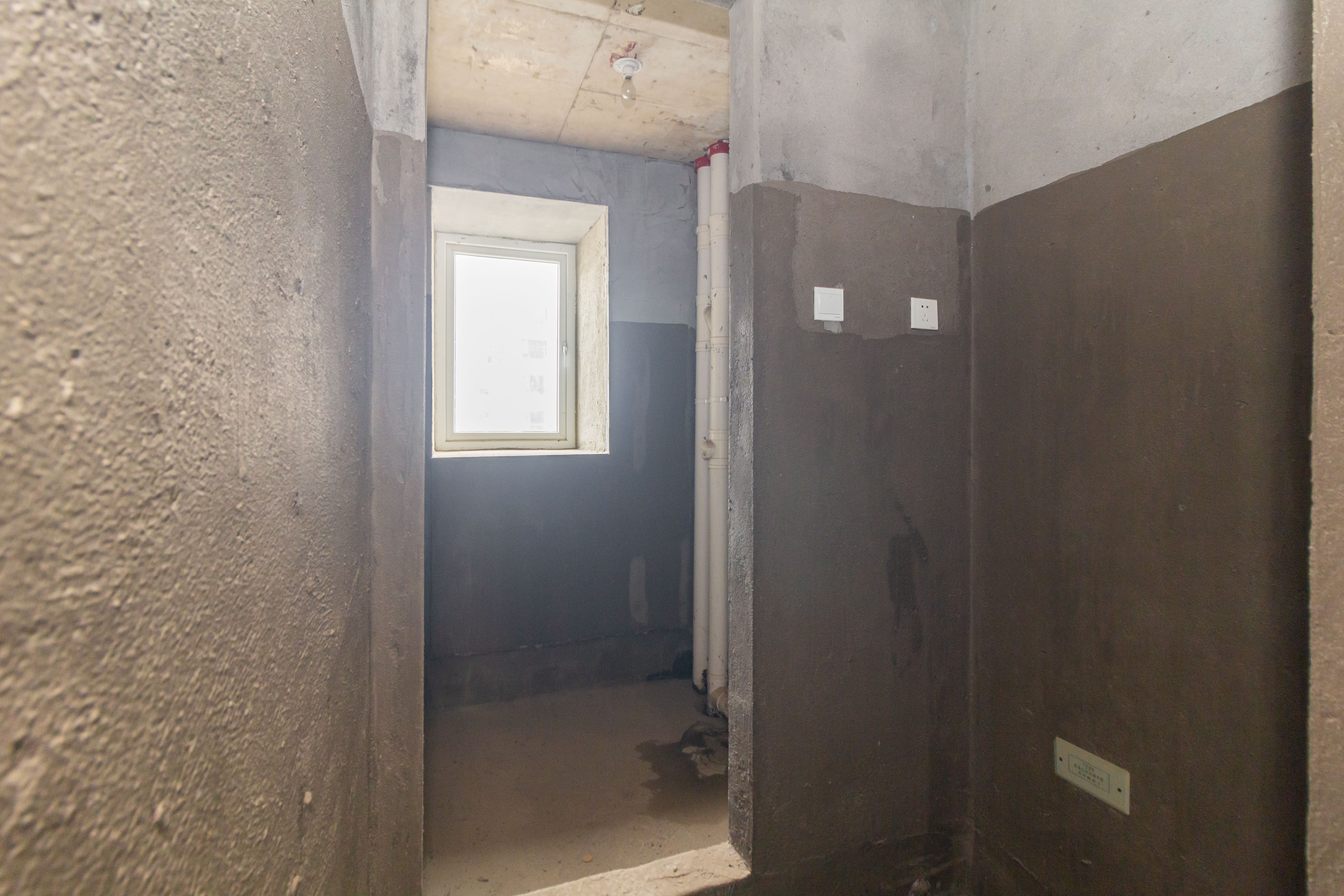 金科天悦(金科美邻汇) 4室2厅2卫 71.8万 金科天悦(金科美邻汇) 4室2厅2卫 71.8万卫生间