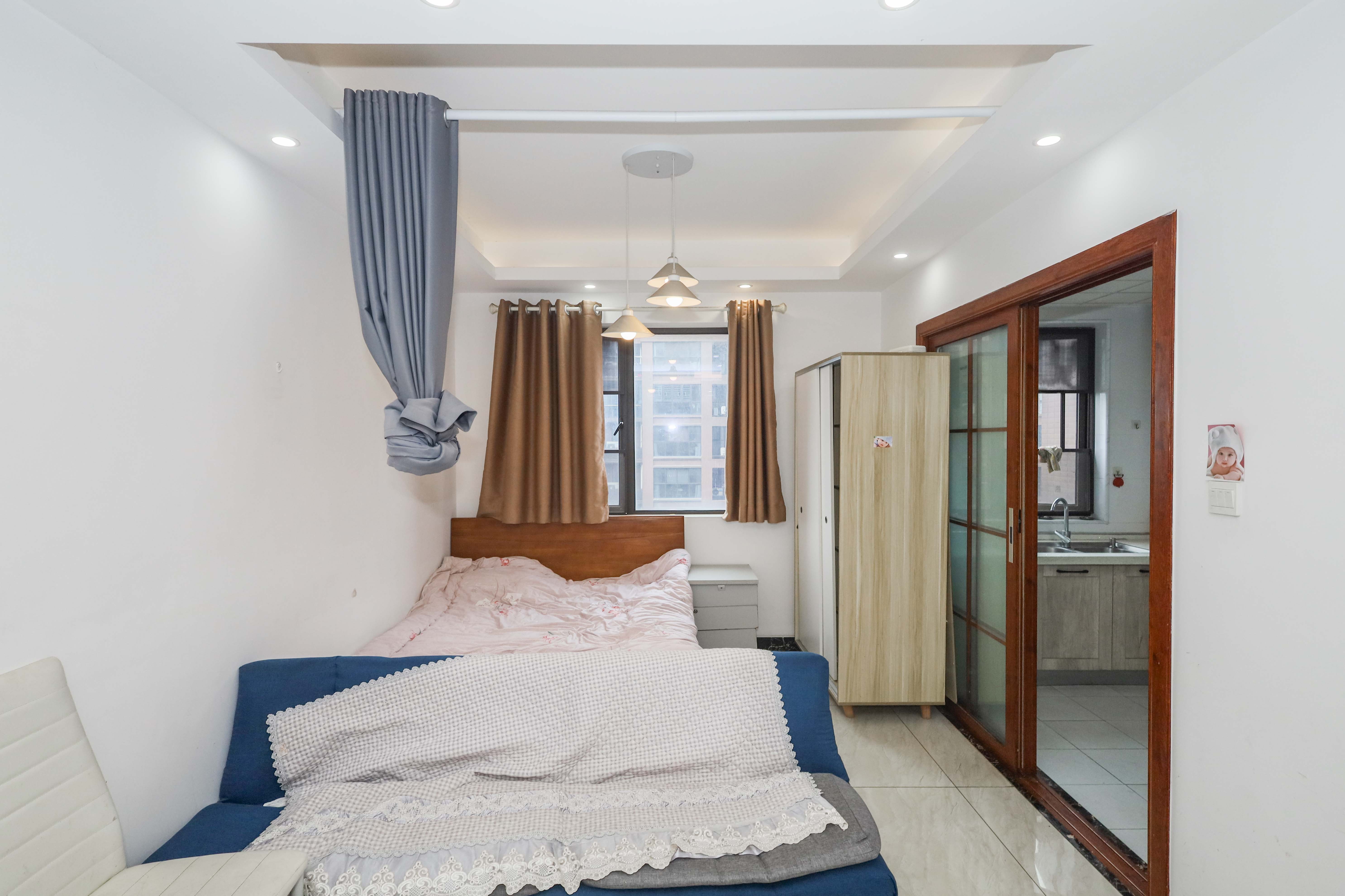 中冶中央公园  4室2厅2卫    135.0万其他