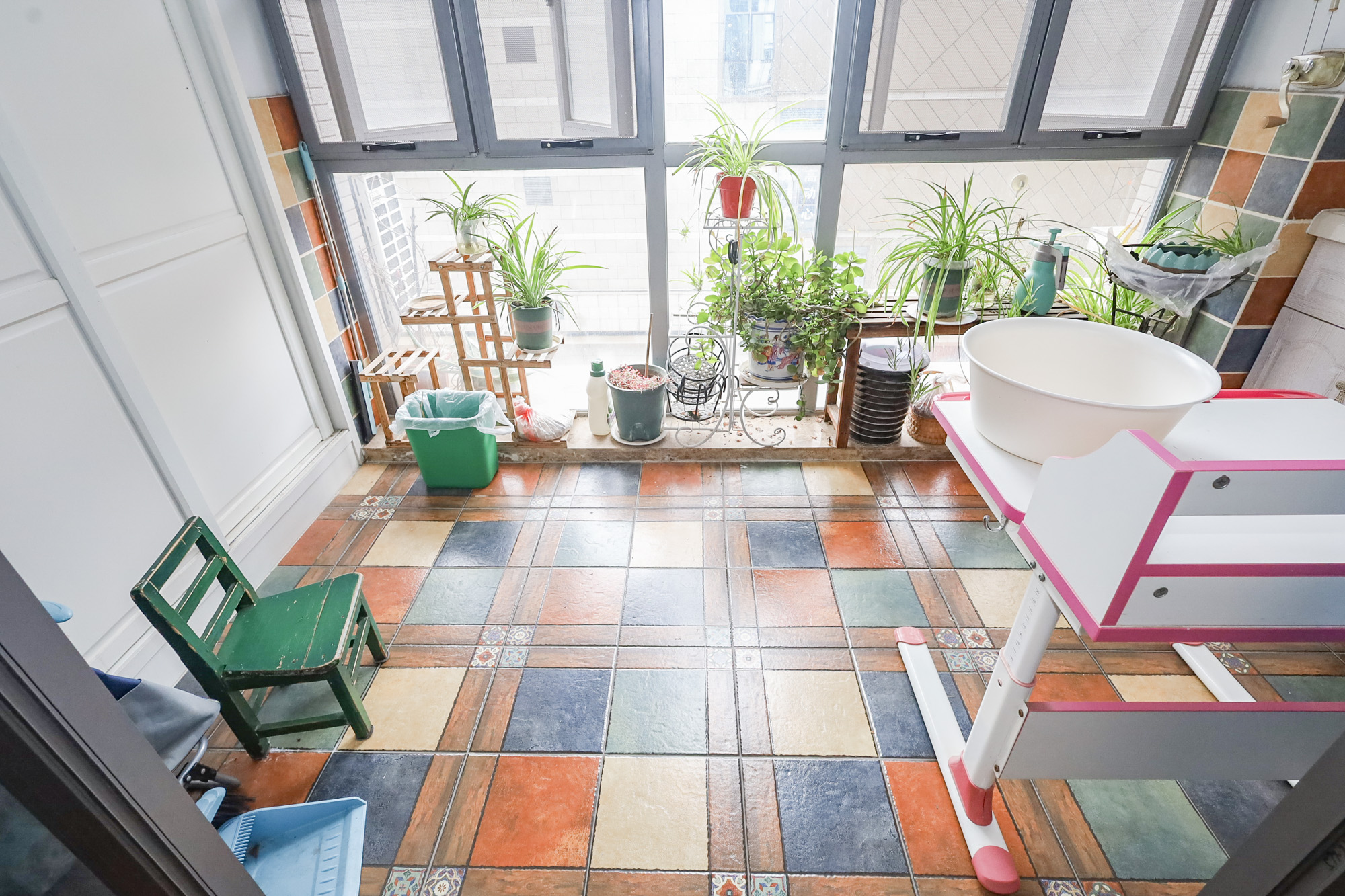 八方小区C区  3室2厅2卫    385.0万 八方小区C区  3室2厅2卫    385.0万阳台