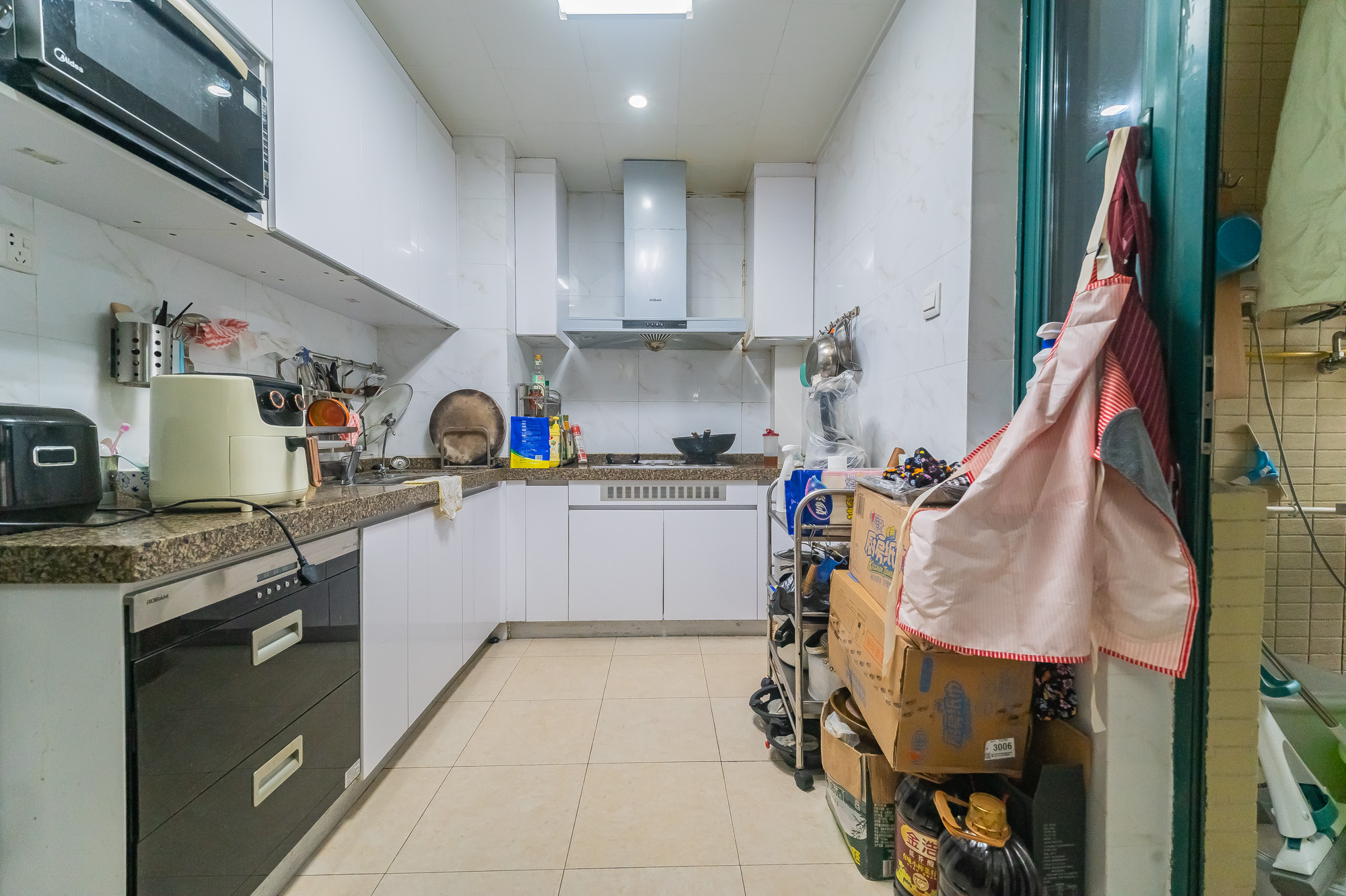 恒大翡翠华庭 3室2厅2卫 125.0万 恒大翡翠华庭 3室2厅2卫 125.0万厨房