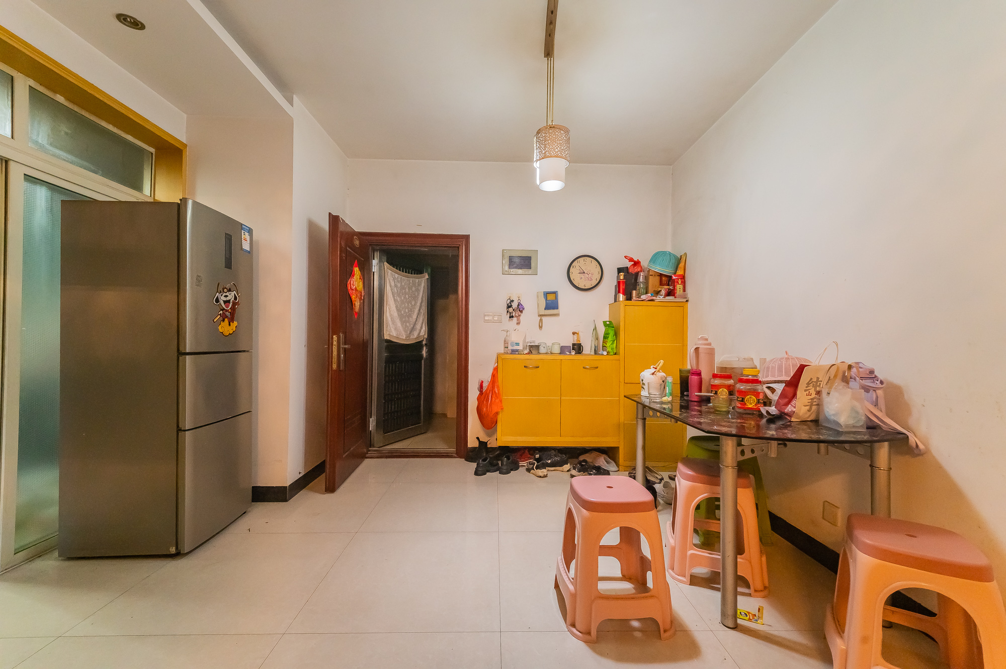 彩都公寓 2室1厅1卫 67.8万 彩都公寓 2室1厅1卫 67.8万客厅