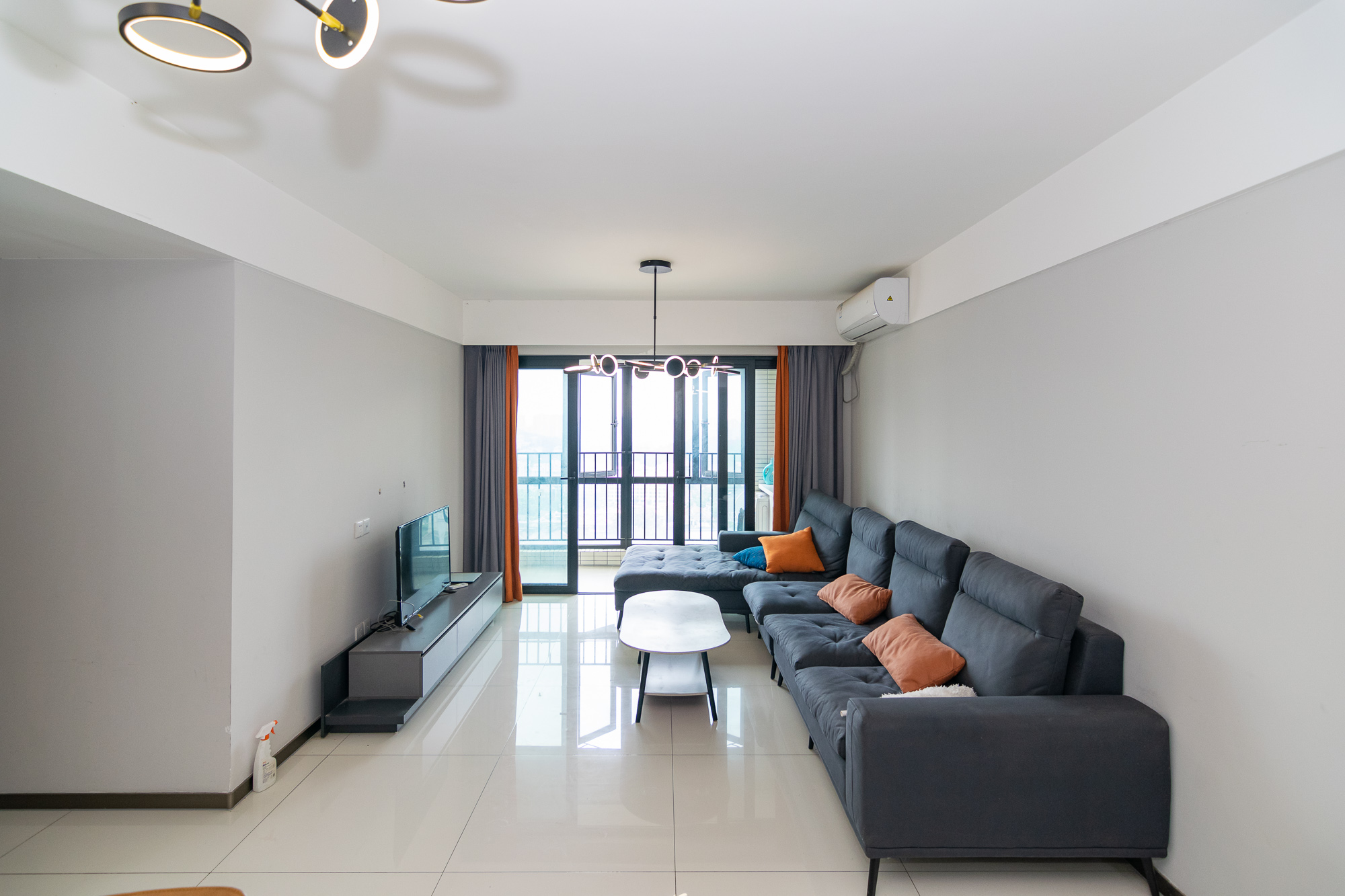 时代年华 3室2厅2卫 85.0万 时代年华 3室2厅2卫 85.0万客厅