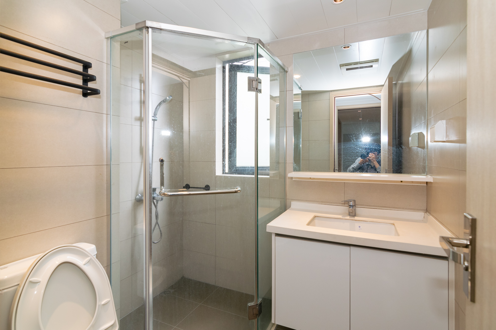 时代年华 3室2厅2卫 85.0万 时代年华 3室2厅2卫 85.0万卫生间