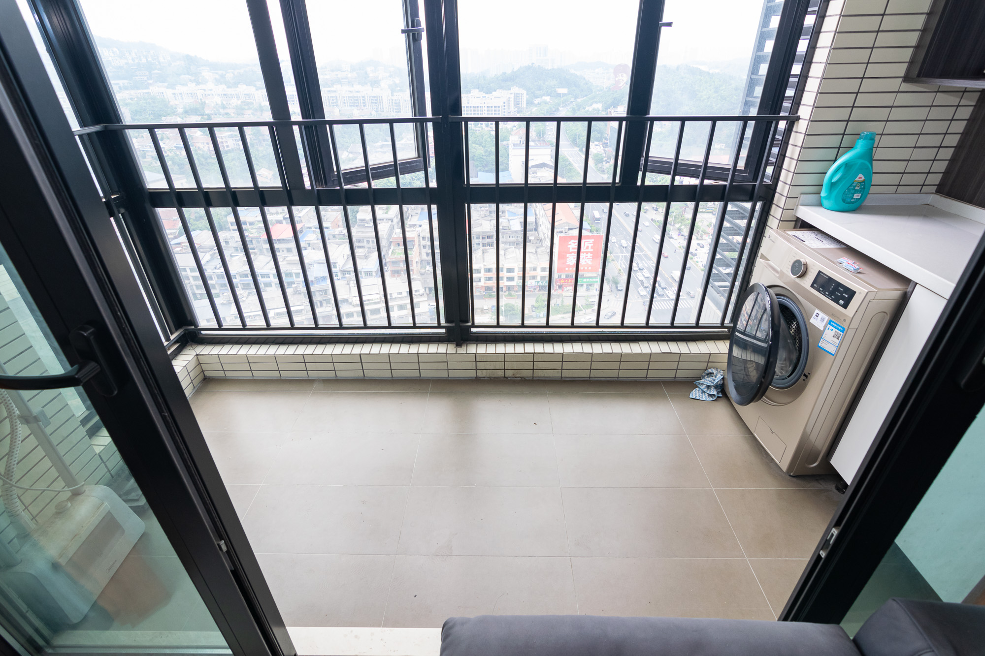 时代年华 3室2厅2卫 85.0万 时代年华 3室2厅2卫 85.0万阳台