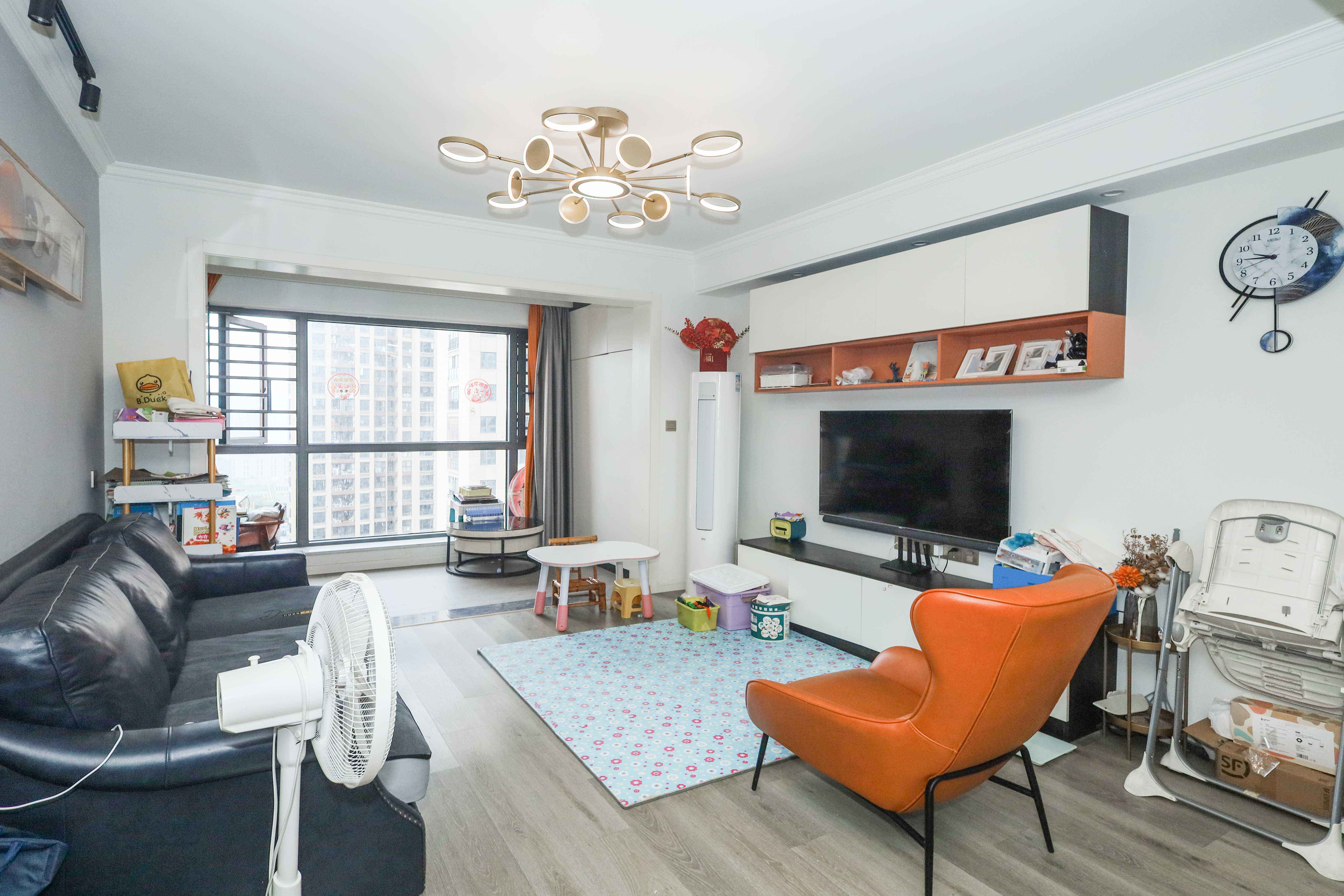 桔洲新苑(桔洲印象) 3室2厅1卫 83.8万 桔洲新苑(桔洲印象) 3室2厅1卫 83.8万客厅