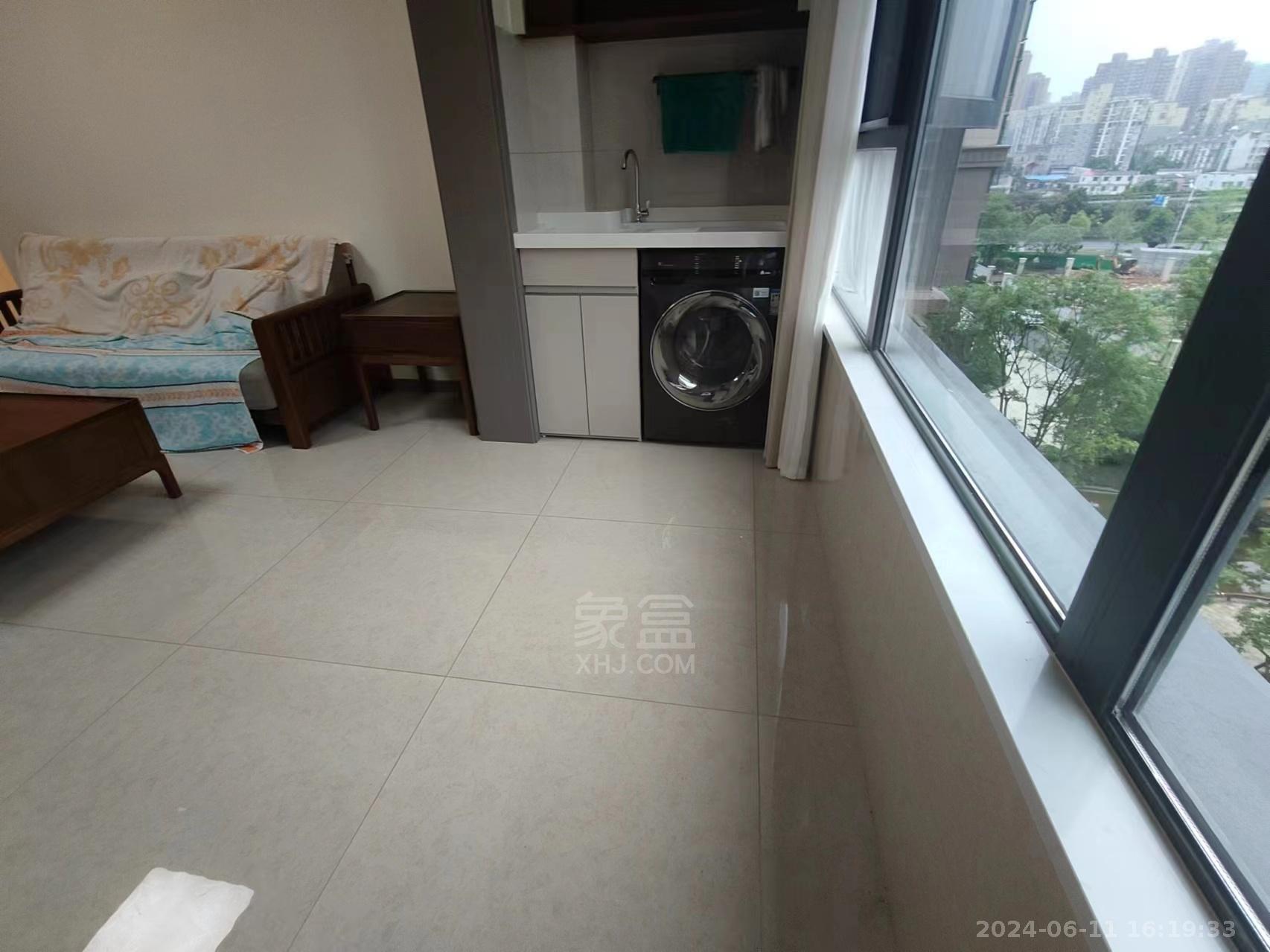 恒大御苑(恒大誉苑) 3室2厅1卫 2000.00元/月 恒大御苑(恒大誉苑) 3室2厅1卫 2000.00元/月室内图