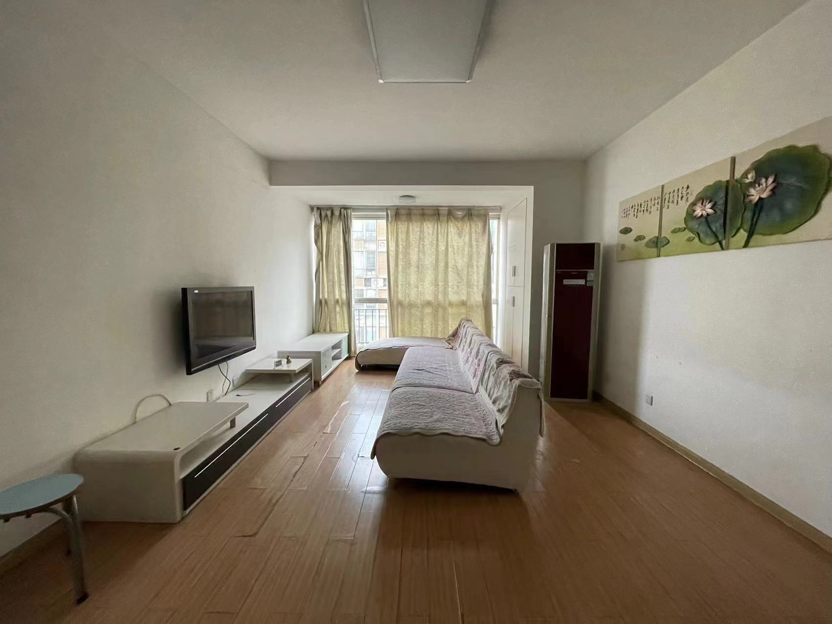 庐山恋 2室2厅1卫 45.0万 庐山恋 2室2厅1卫 45.0万室内图