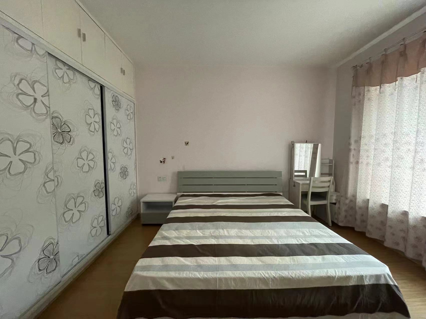 庐山恋 2室2厅1卫 45.0万 庐山恋 2室2厅1卫 45.0万室内图