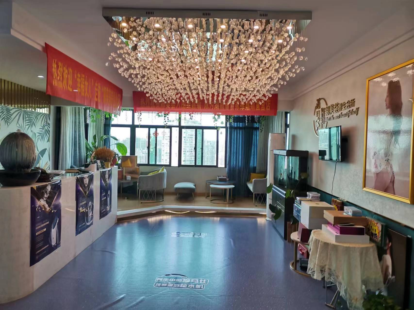 汇景花园  5室2厅2卫   3500.00元/月室内图
