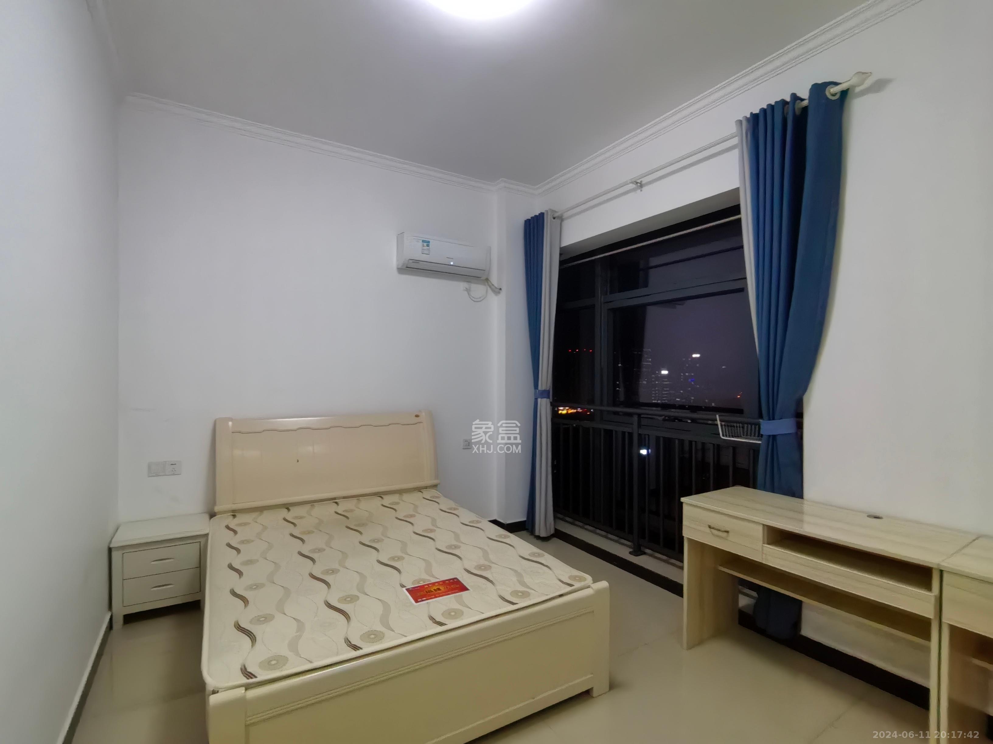 荣盛花语馨苑  1室1厅1卫    1400.0元/月 荣盛花语馨苑  1室1厅1卫    1400.0元/月室内图1