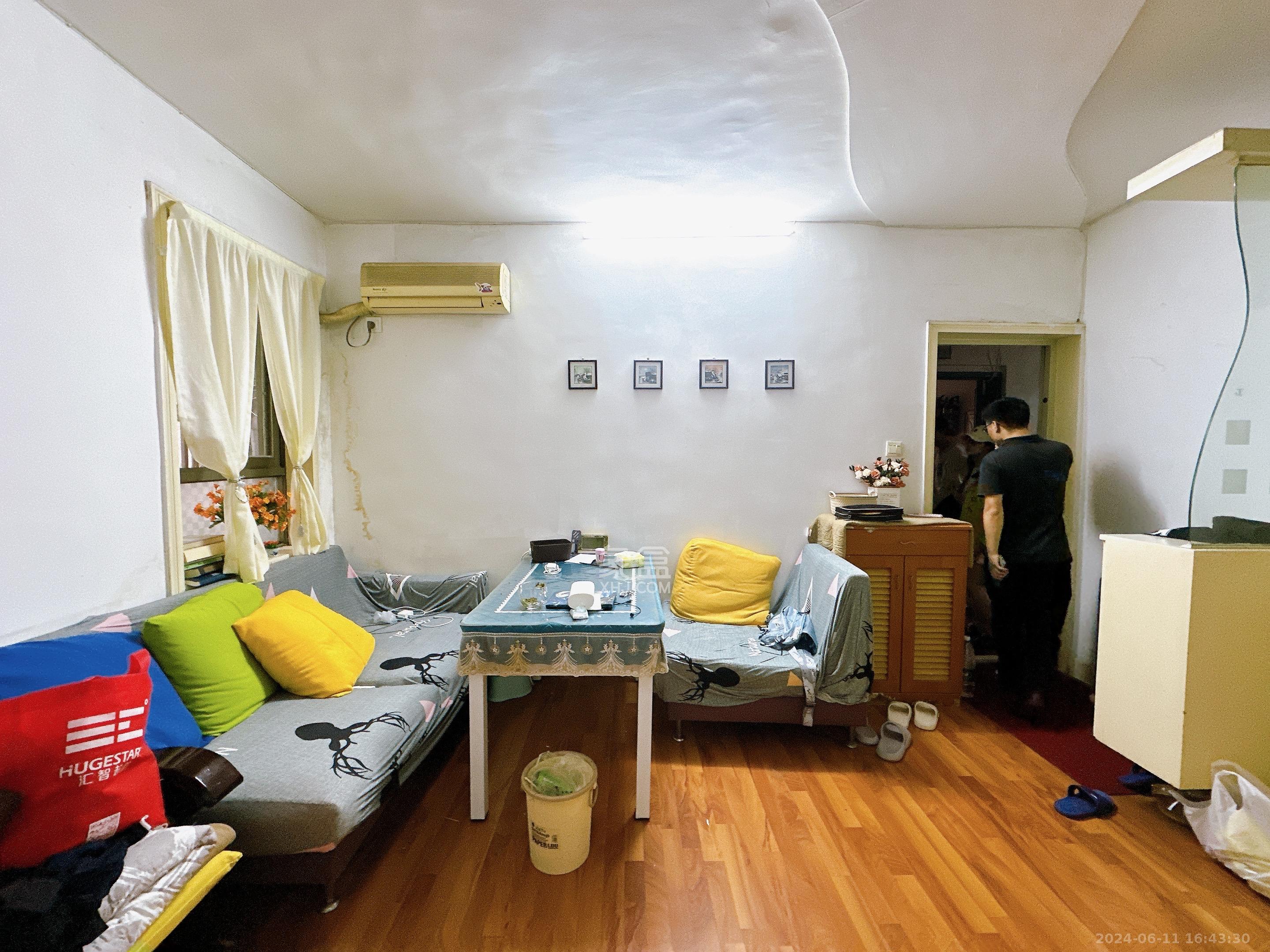 便河边少年儿童出版社  2室1厅1卫   3100.00元/月室内图