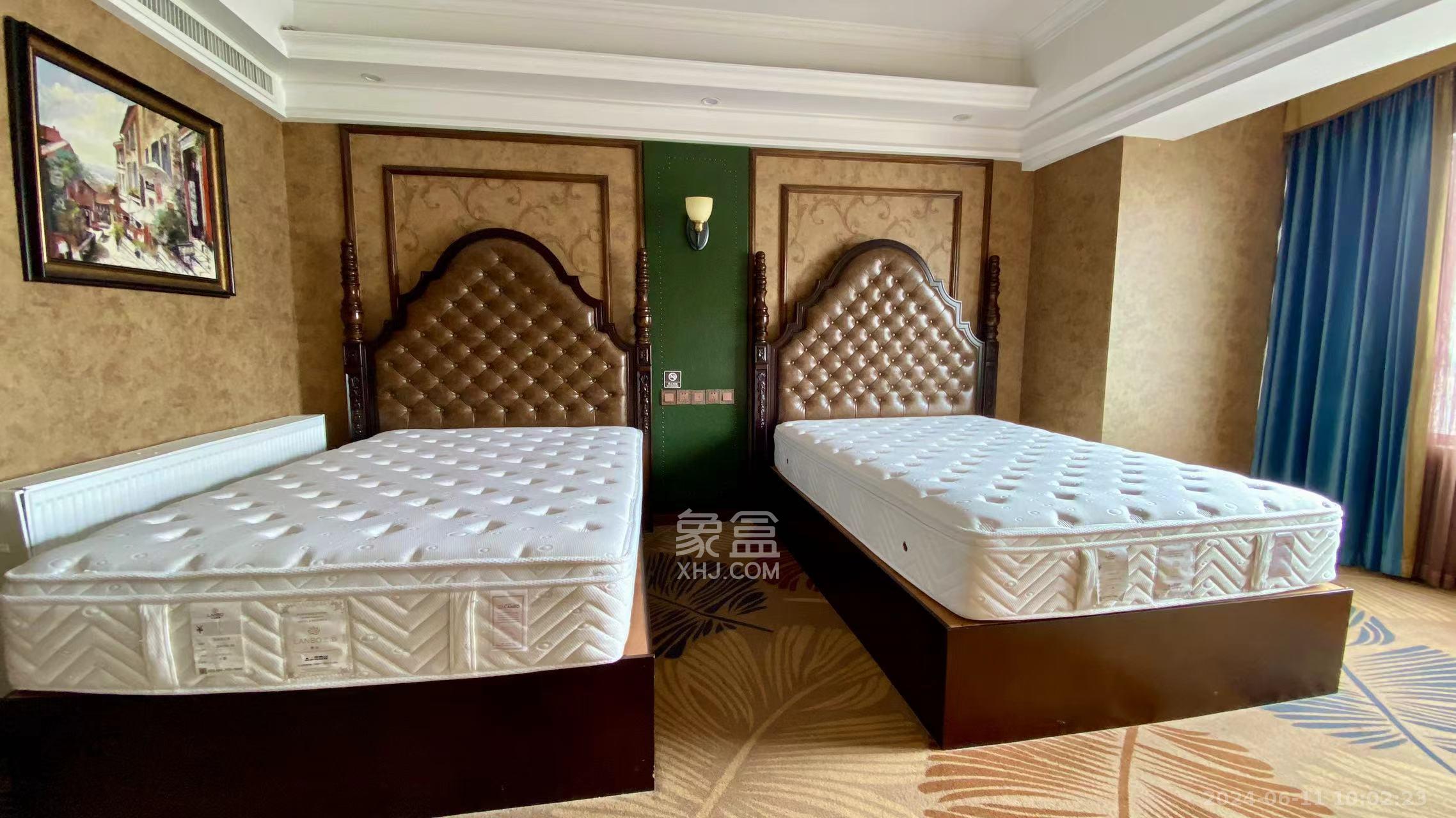 当代滨江MOMA  1室1厅1卫    1200.0元/月 当代滨江MOMA  1室1厅1卫    1200.0元/月室内图