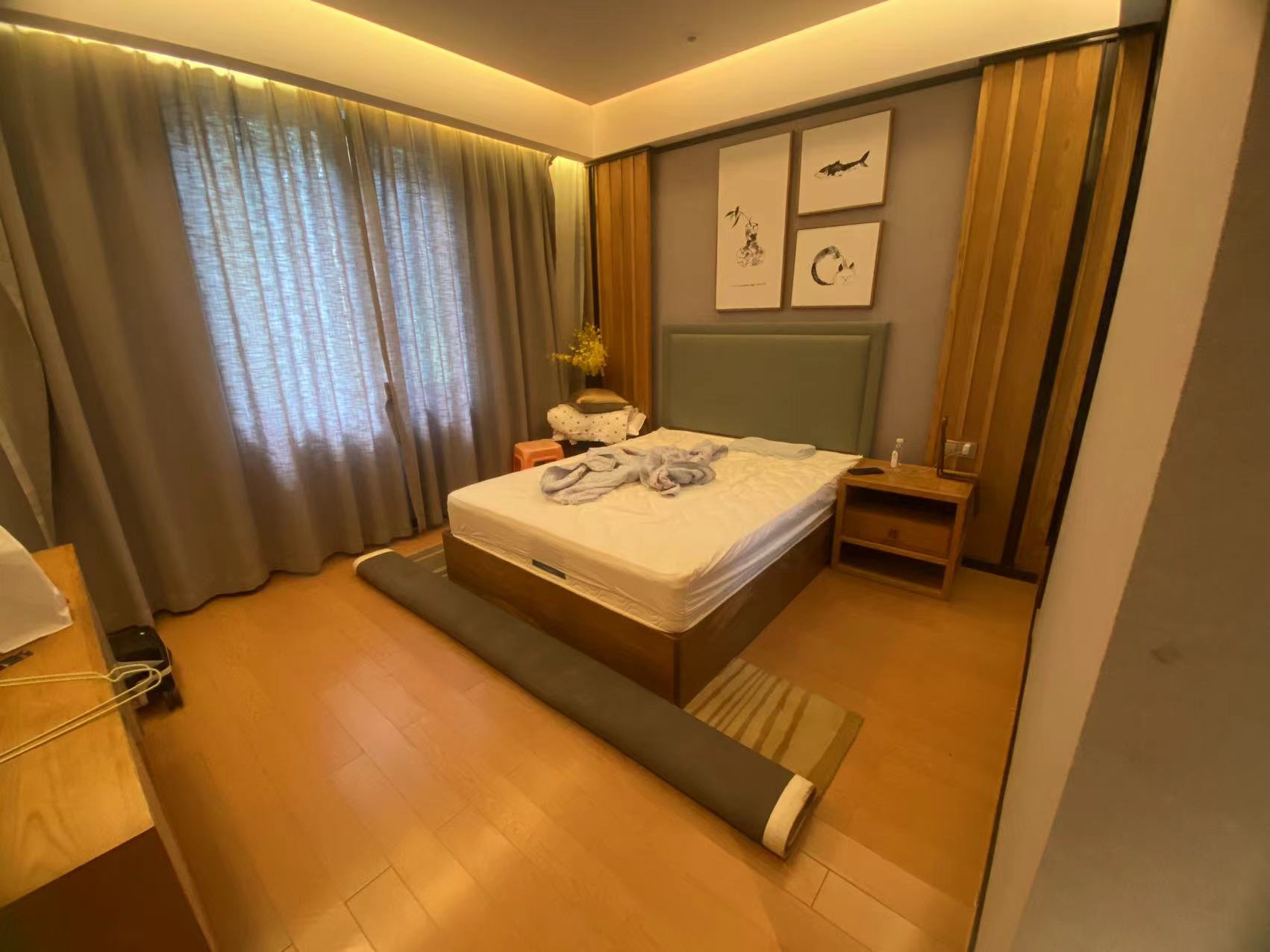 鸿洲江山  5室2厅3卫   1380.00万室内图