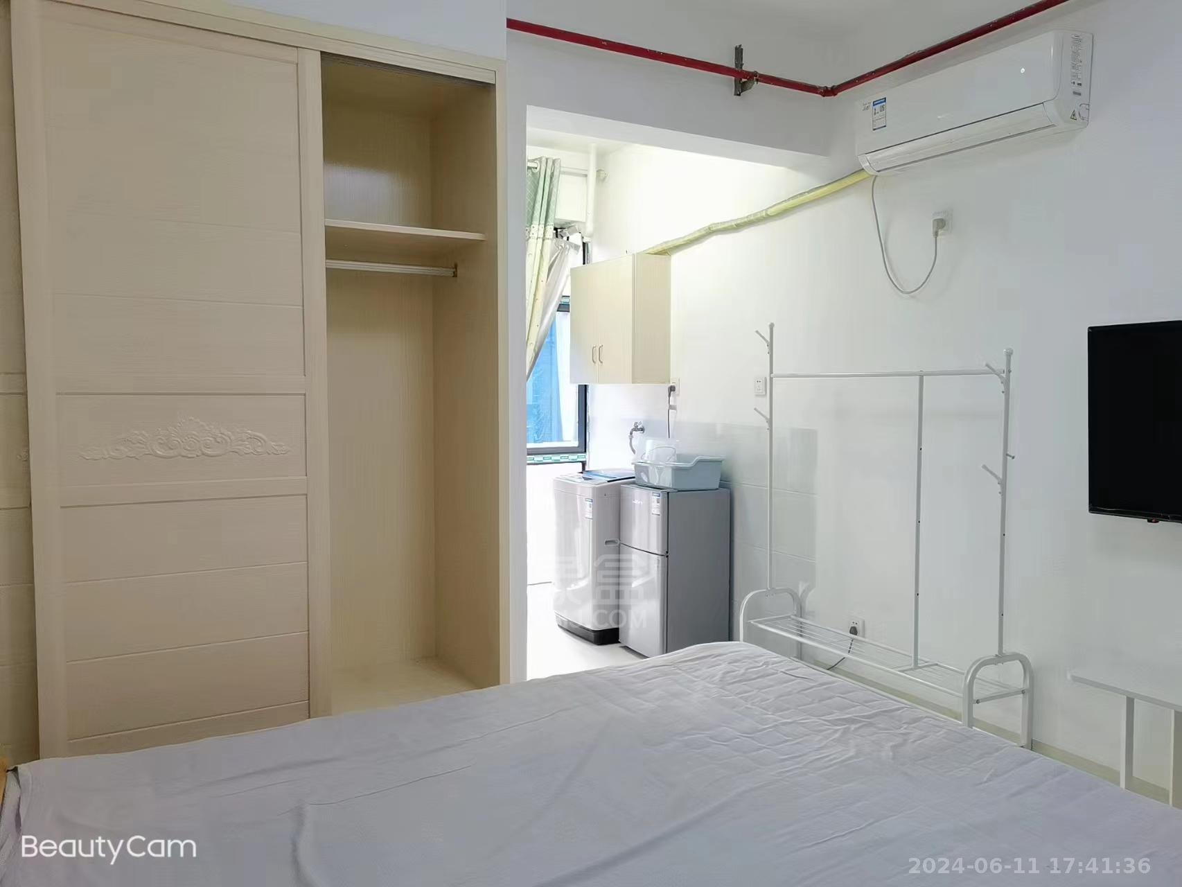 中建御山和苑  1室1厅1卫   1100.00元/月室内图
