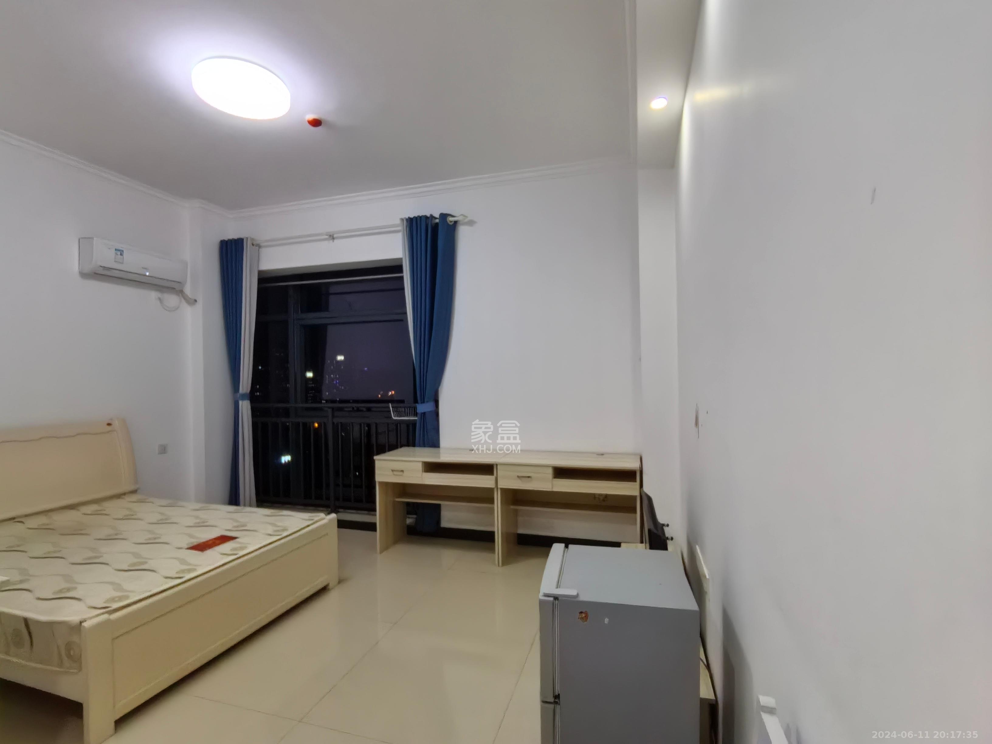 荣盛花语馨苑  1室1厅1卫    1400.0元/月 荣盛花语馨苑  1室1厅1卫    1400.0元/月室内图