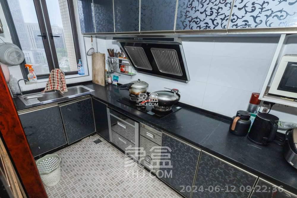 保利麓谷林语D区  3室2厅1卫   3000.00元/月室内图