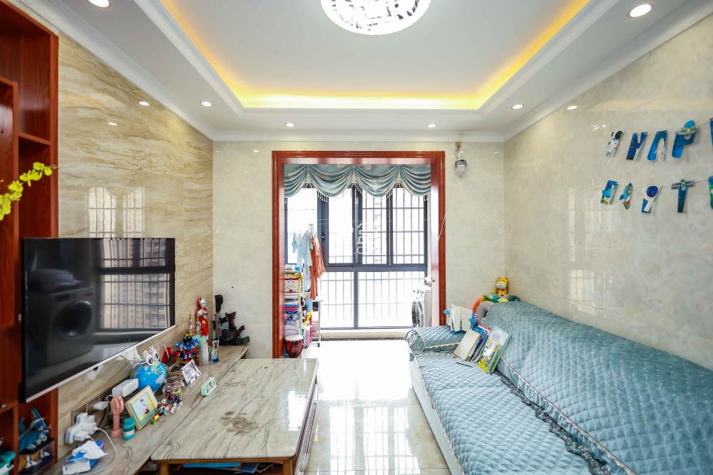 荣盛花语馨苑  3室2厅1卫    70.0万