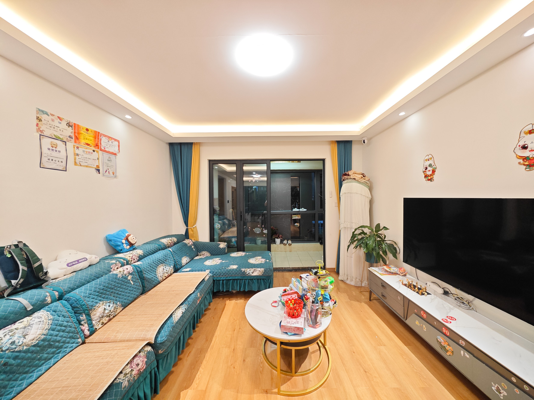 中建嘉和城鳳凰臺(tái)（中建瑞興家園）  4室2廳2衛(wèi)    120.0萬(wàn)客廳