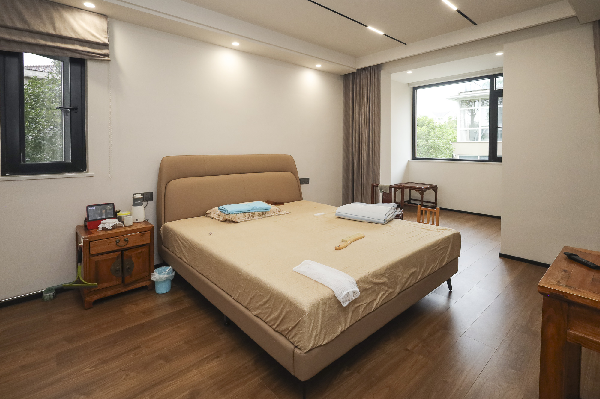 青竹湖畔  7室3厅6卫   628.00万卧室
